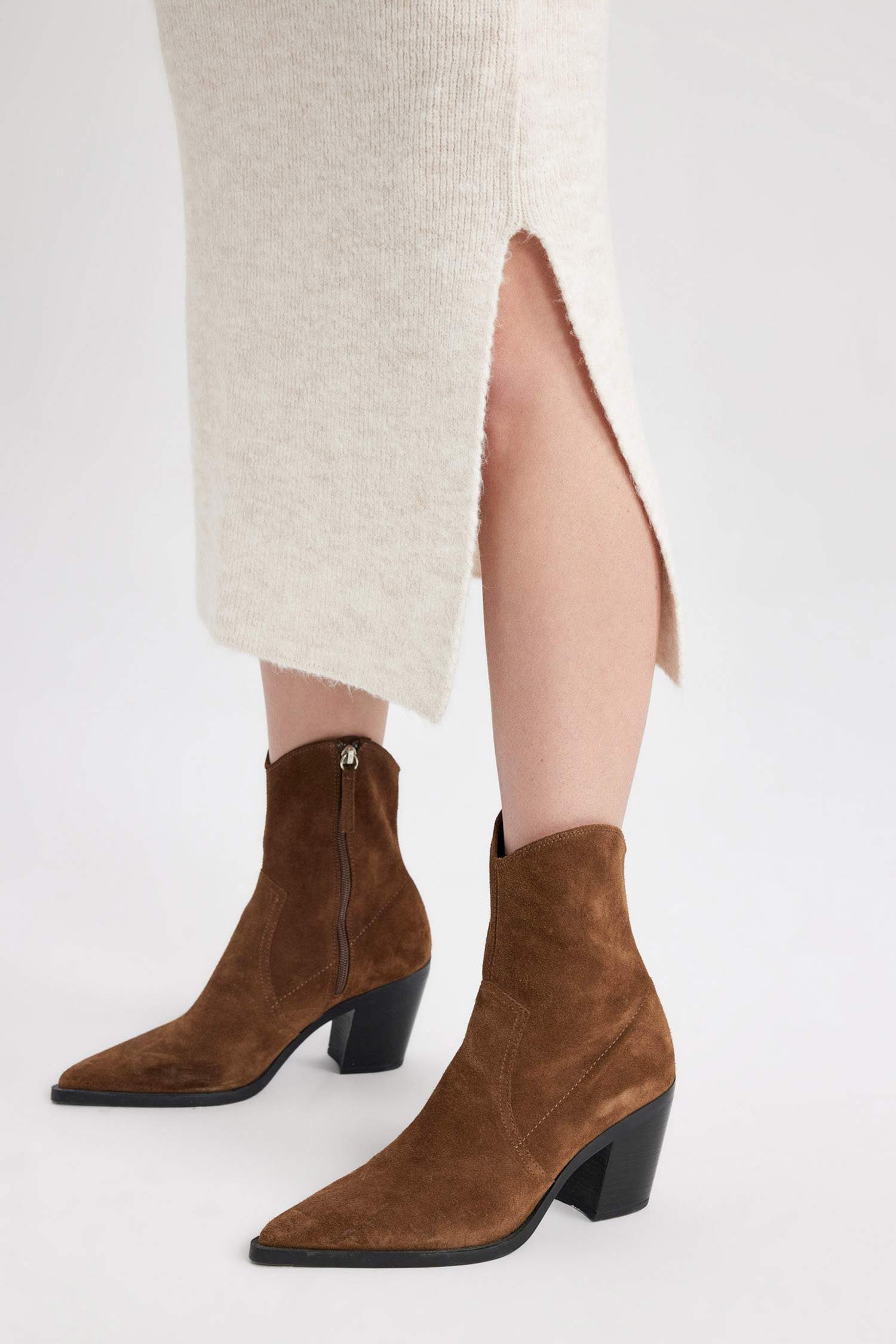 Slit Knitwear Midi Skirt