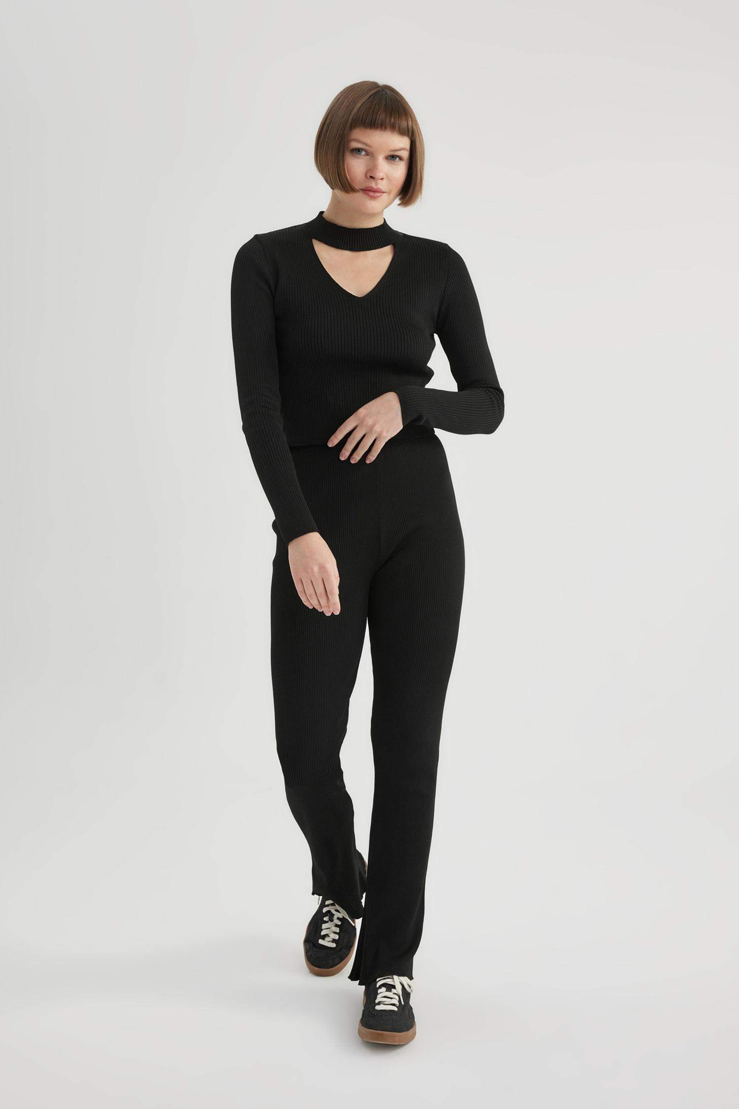 بنطلون مضلع