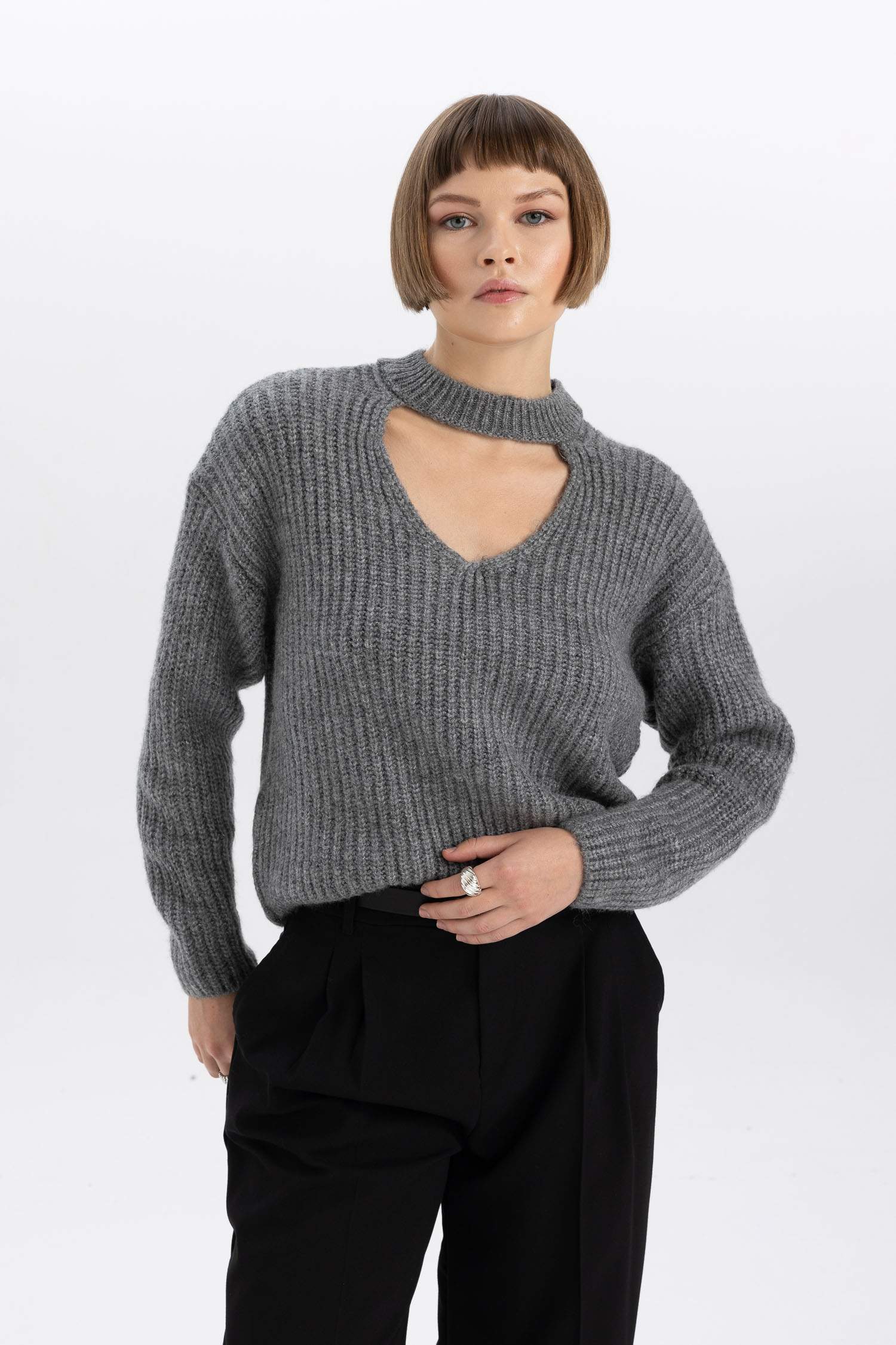 Relax Fit Choker Neck Thessaloniki Fabric Pullover