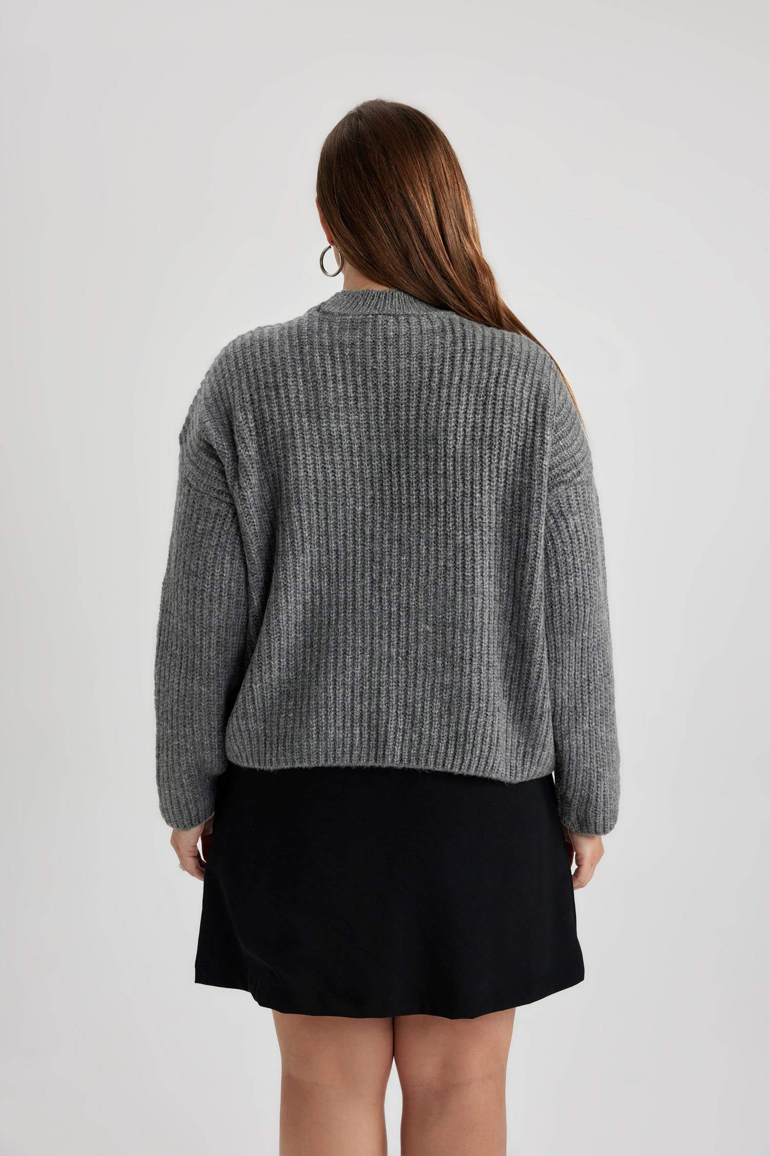 Relax Fit Choker Neck Thessaloniki Fabric Pullover