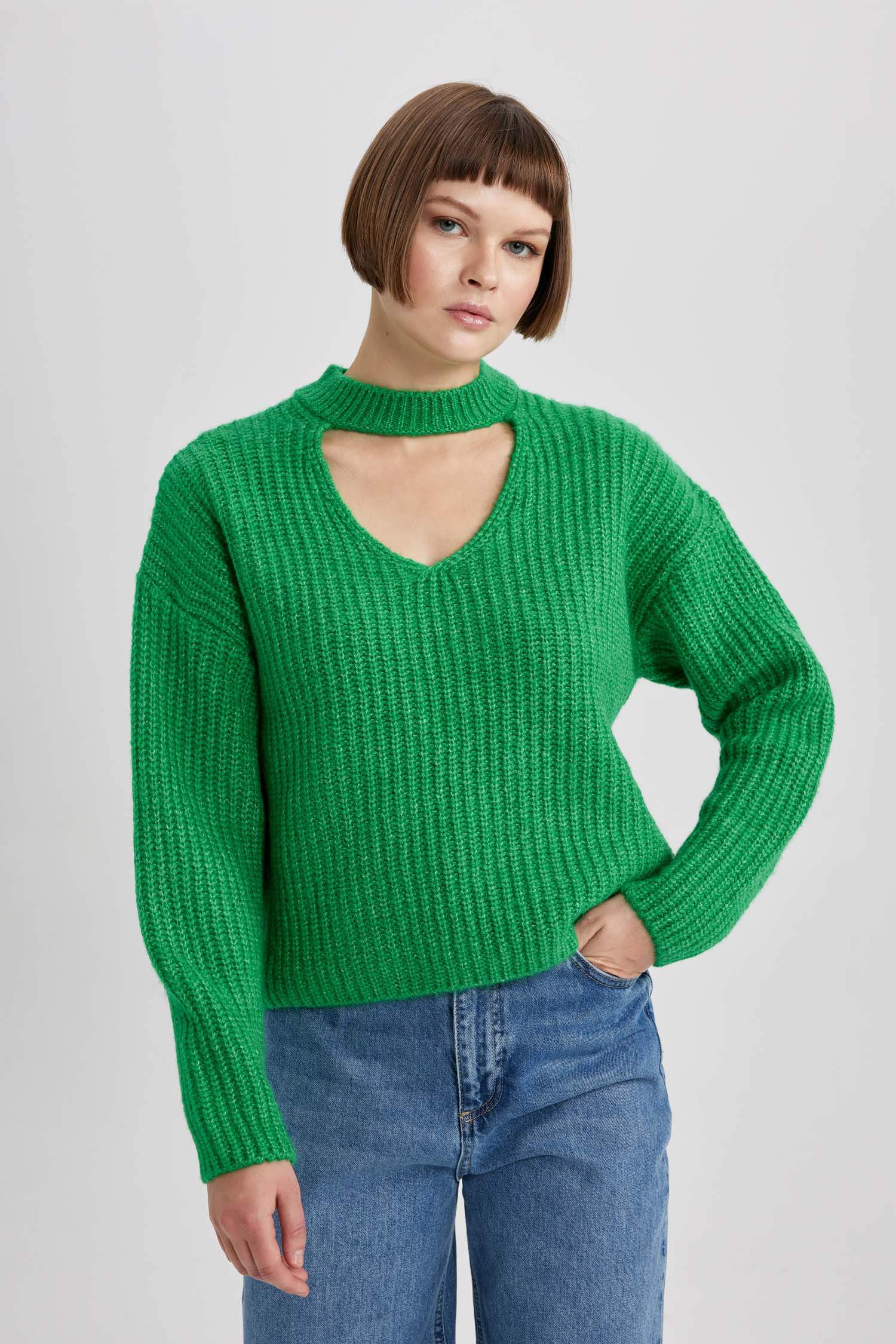 Свитер свободного кроя вязанный