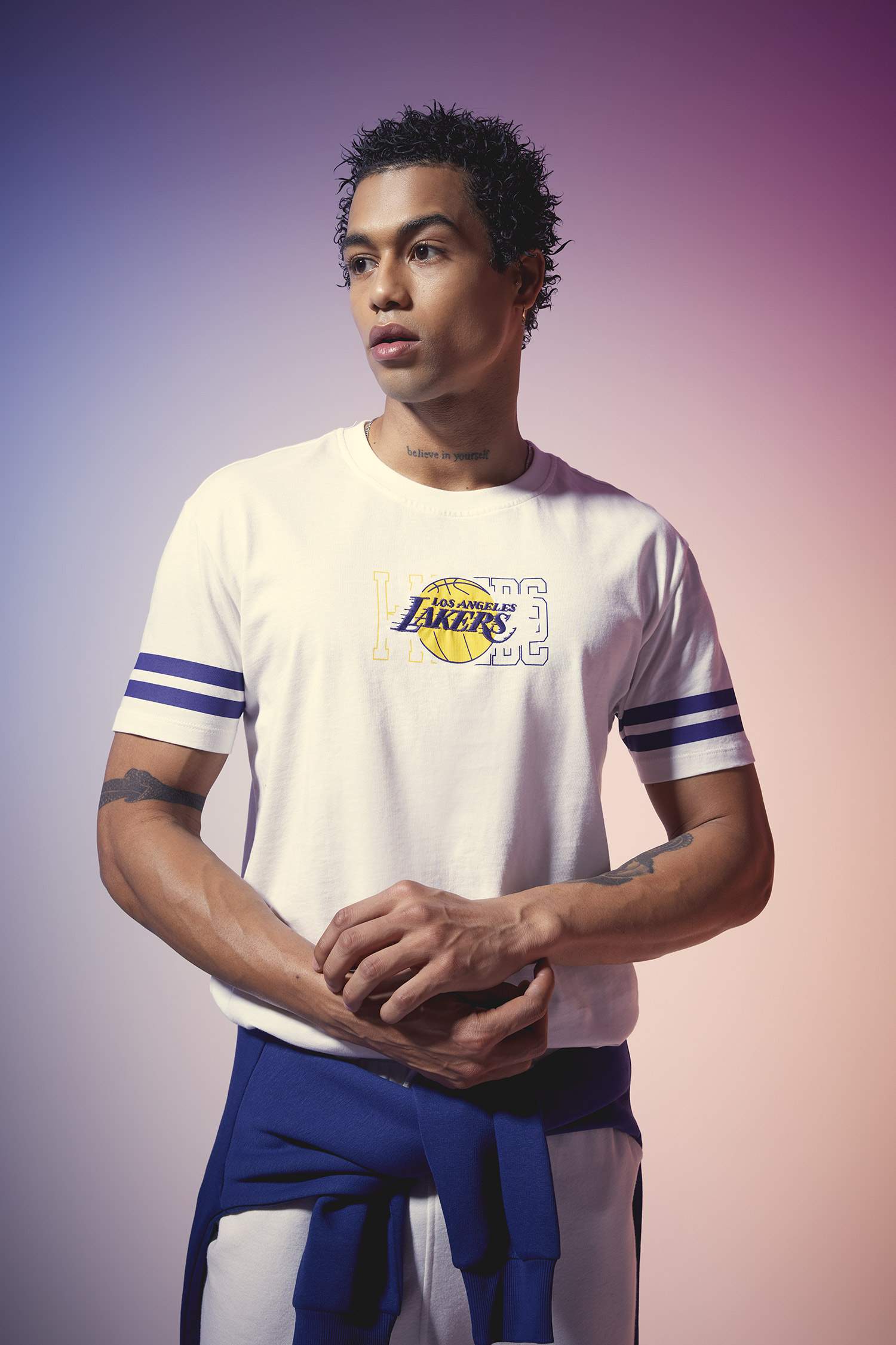 DeFactoFit NBA Los Angeles Lakers Standard Fit Short Sleeve T-Shirt