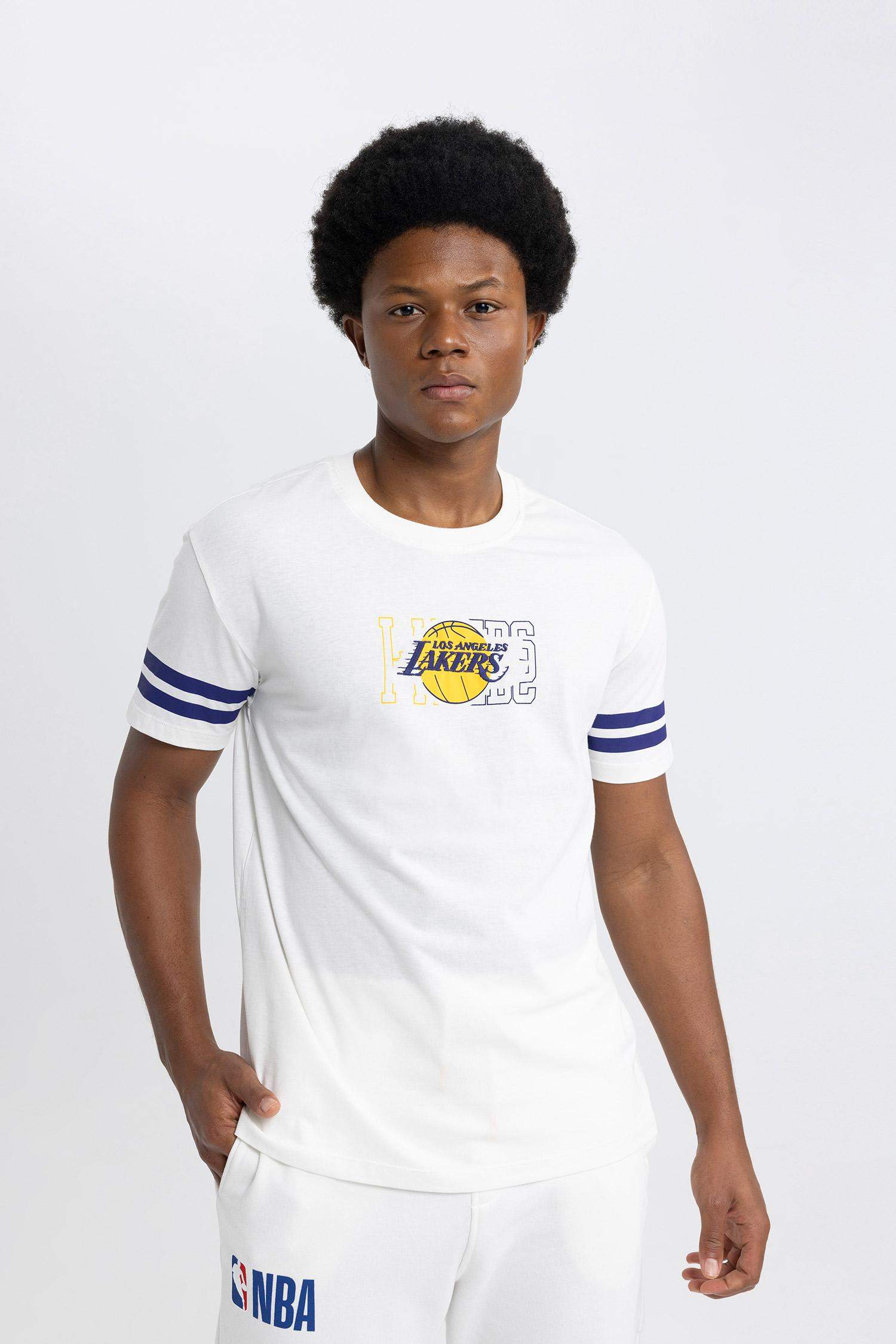 DeFactoFit NBA Los Angeles Lakers Standard Fit Short Sleeve T-Shirt