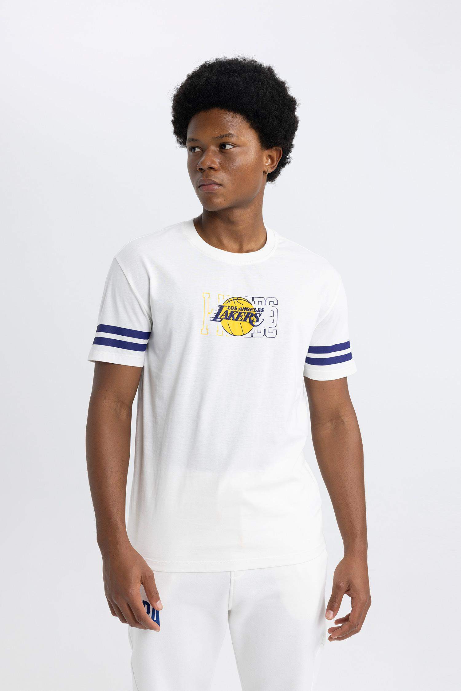 DeFactoFit NBA Los Angeles Lakers Standard Fit Short Sleeve T-Shirt