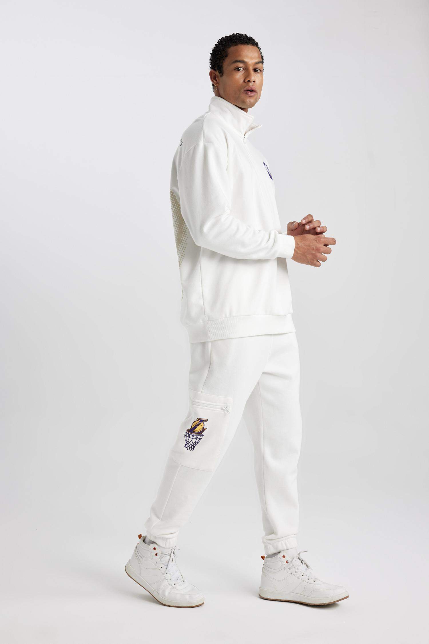 بنطلون جوجر قماش سميك قصة عادية من لوس أنجلوس ليكرز