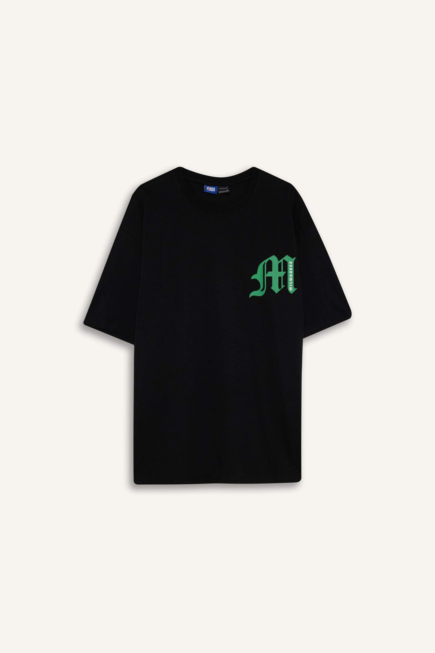 DeFactoFit NBA Milwaukee Bucks Oversize Geniş Kalıp Bisiklet Yaka Kısa Kollu Tişört