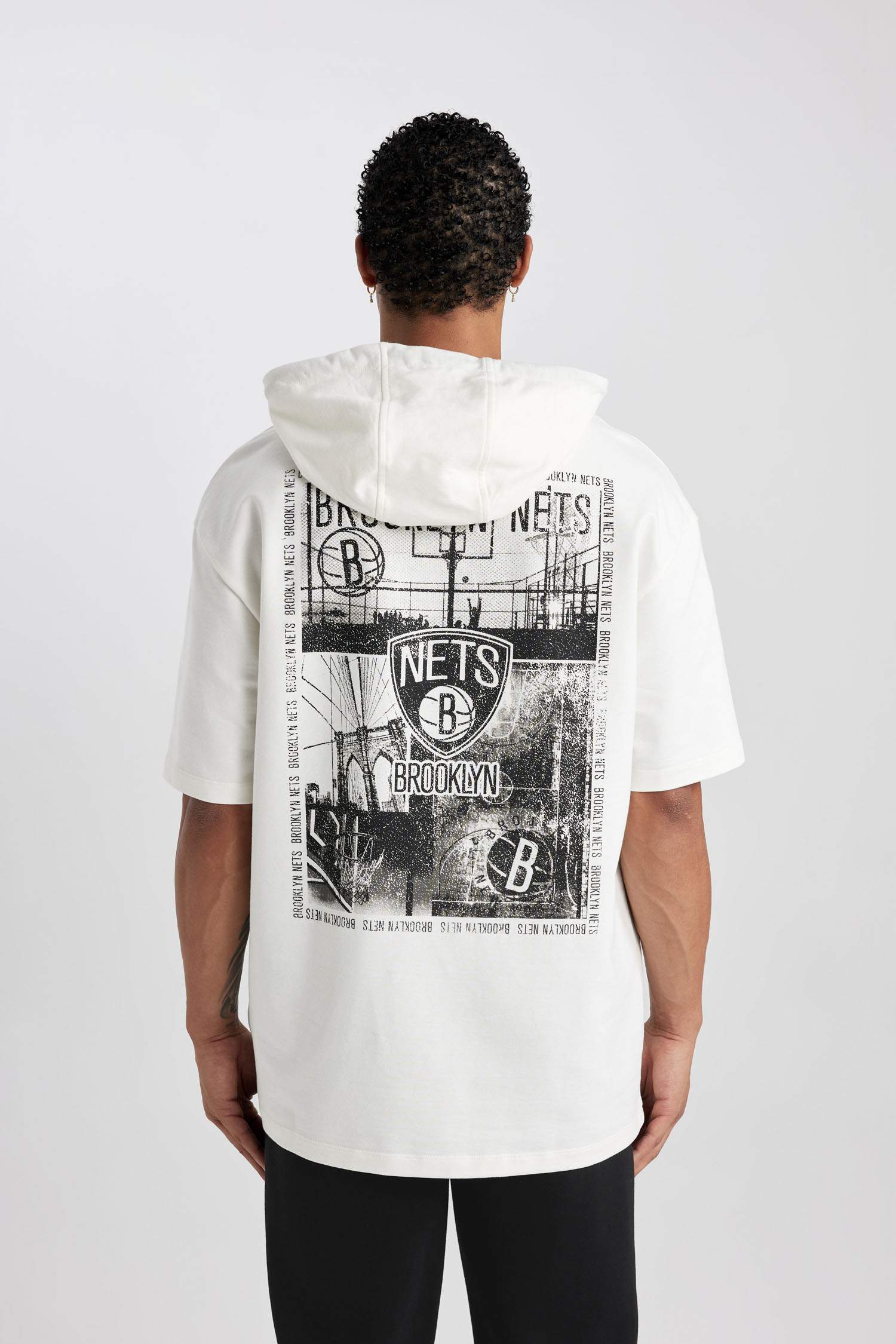DeFactoFit NBA Brooklyn Nets Oversize Fit Hooded T-Shirt