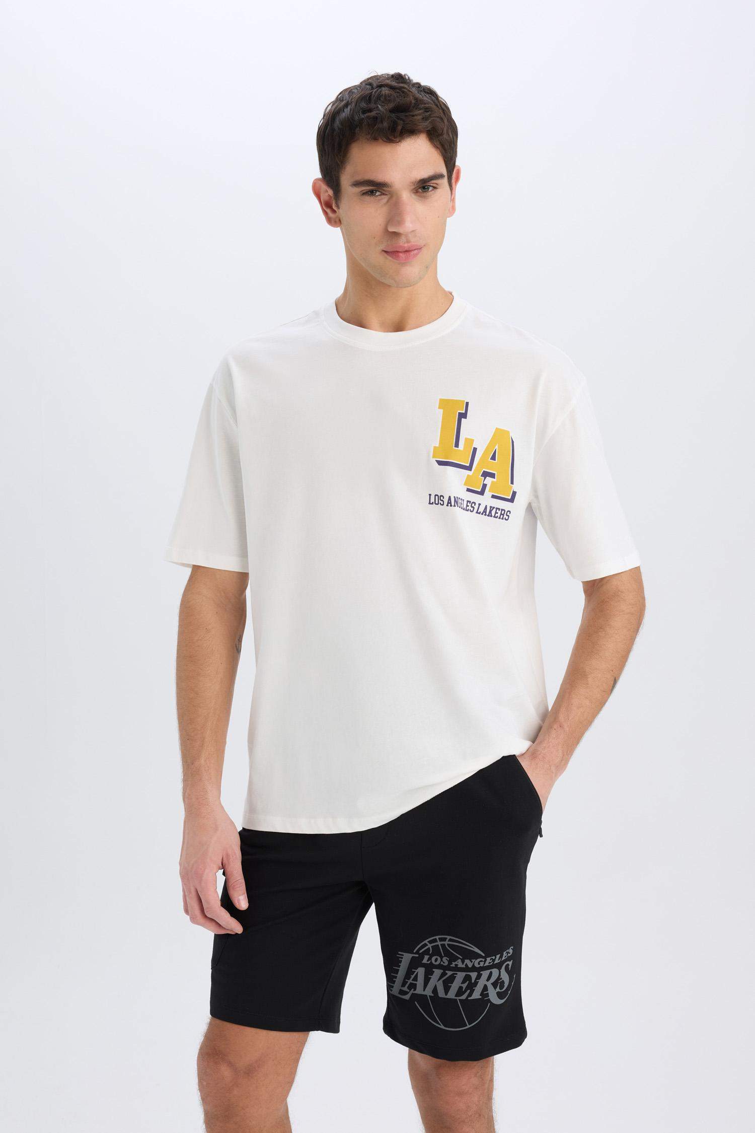 DeFactoFit NBA Los Angeles Lakers Standart Fit Kargo Cepli Kısa Paça Şort