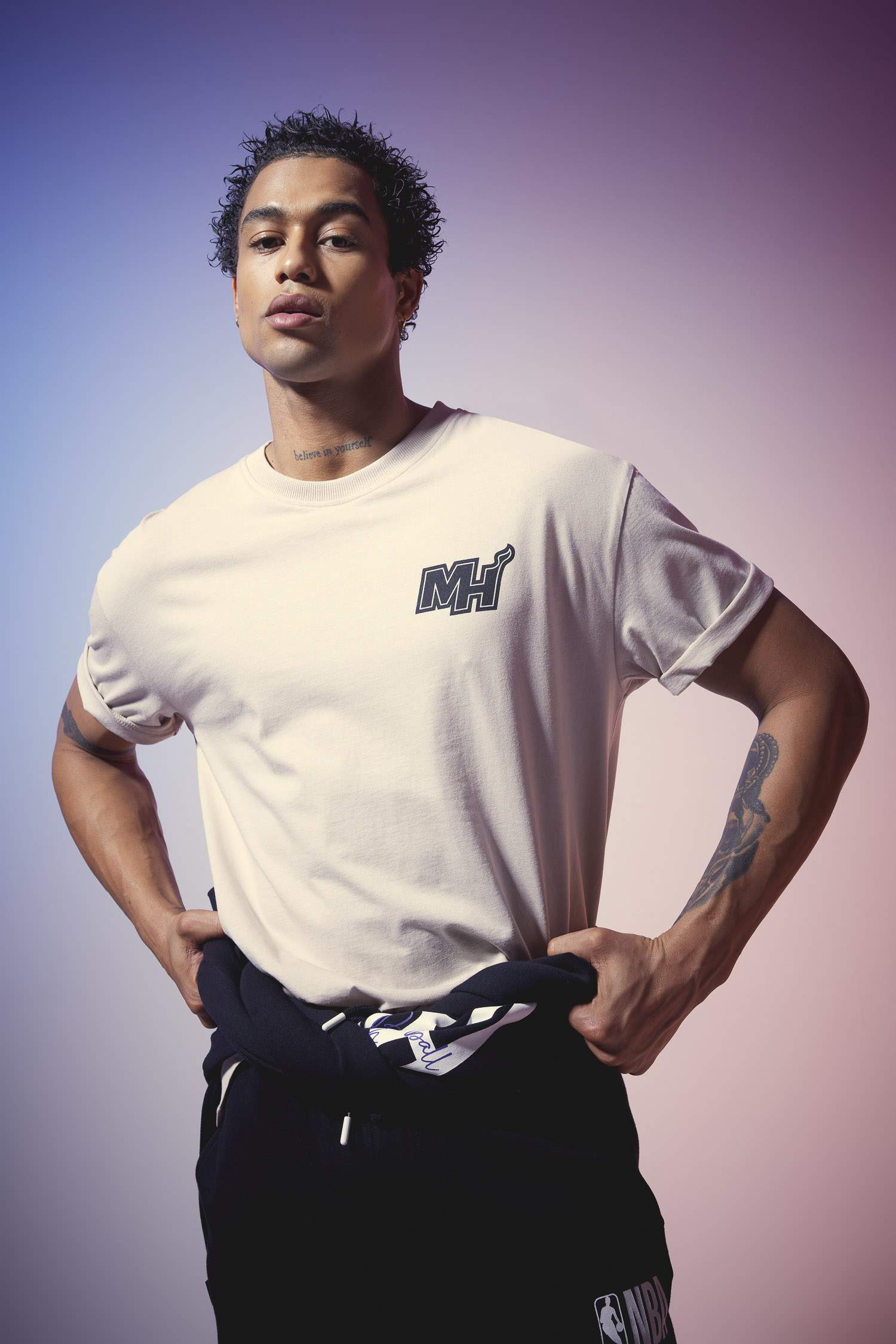 Boxy Fit Licensed by the NBA Miami Heat Crew Neck T-Shirt