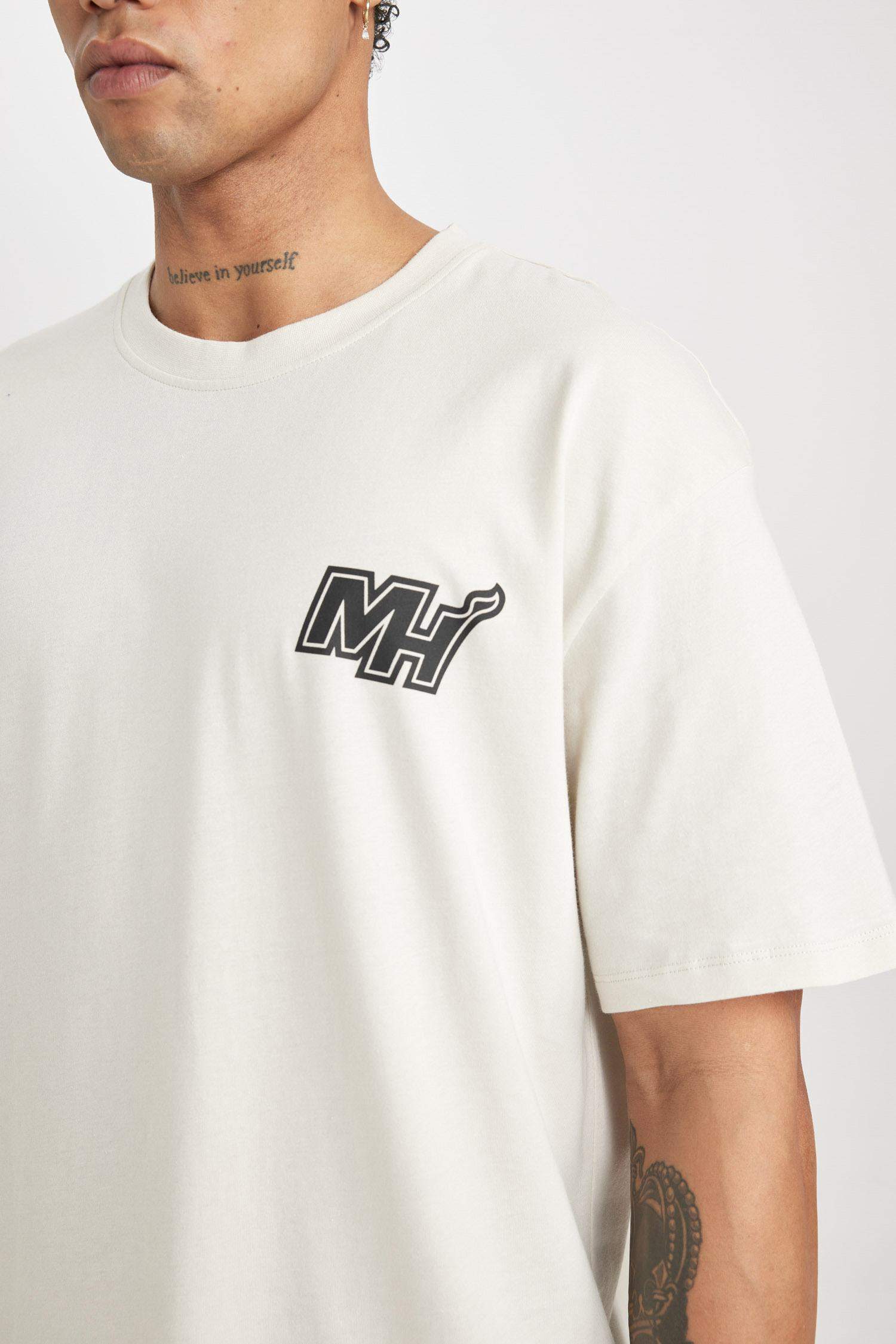 Boxy Fit Licensed by the NBA Miami Heat Crew Neck T-Shirt