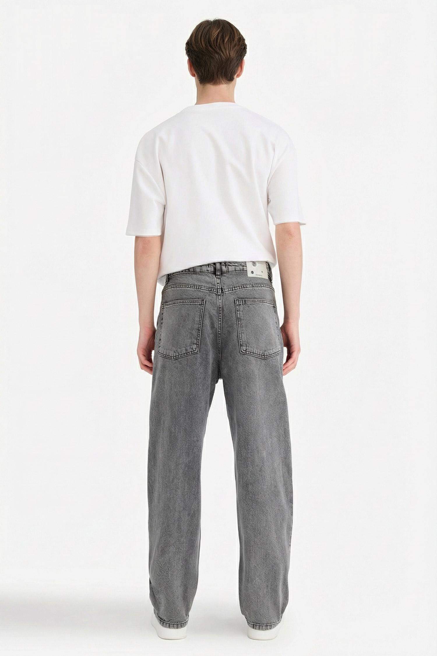 سروال جينز باجي وايد ليج