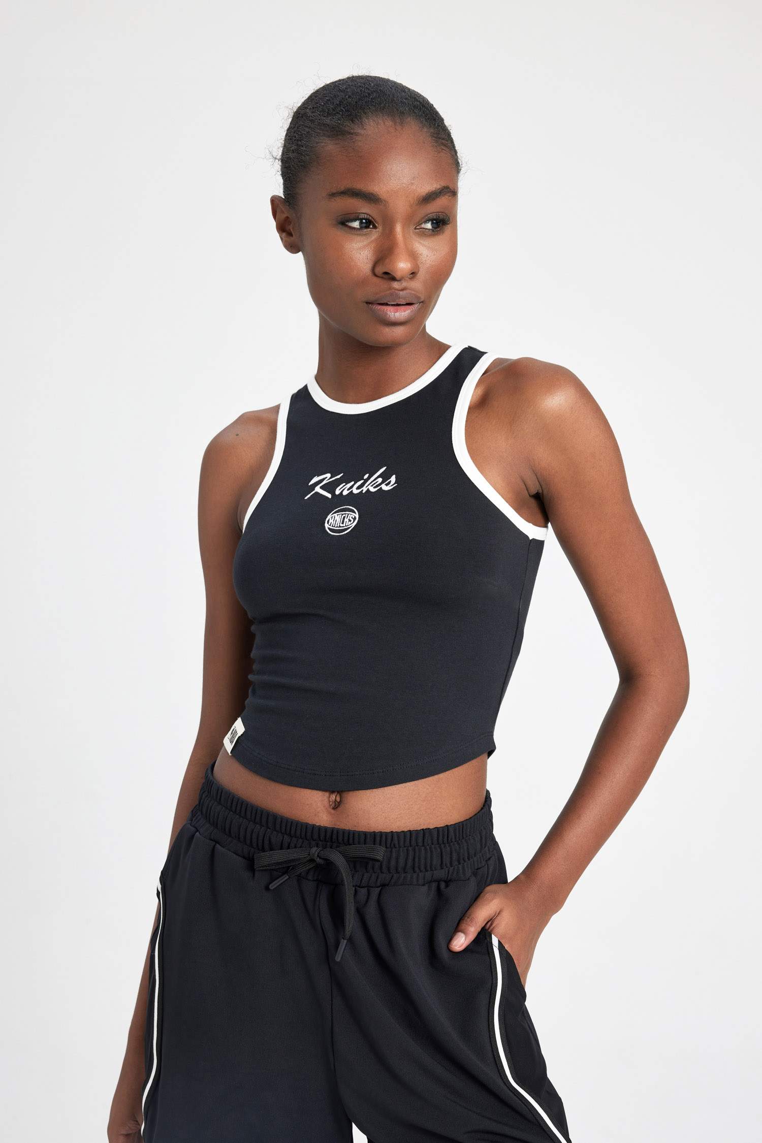 DeFactoFit NBA New York Knicks Crop Top
