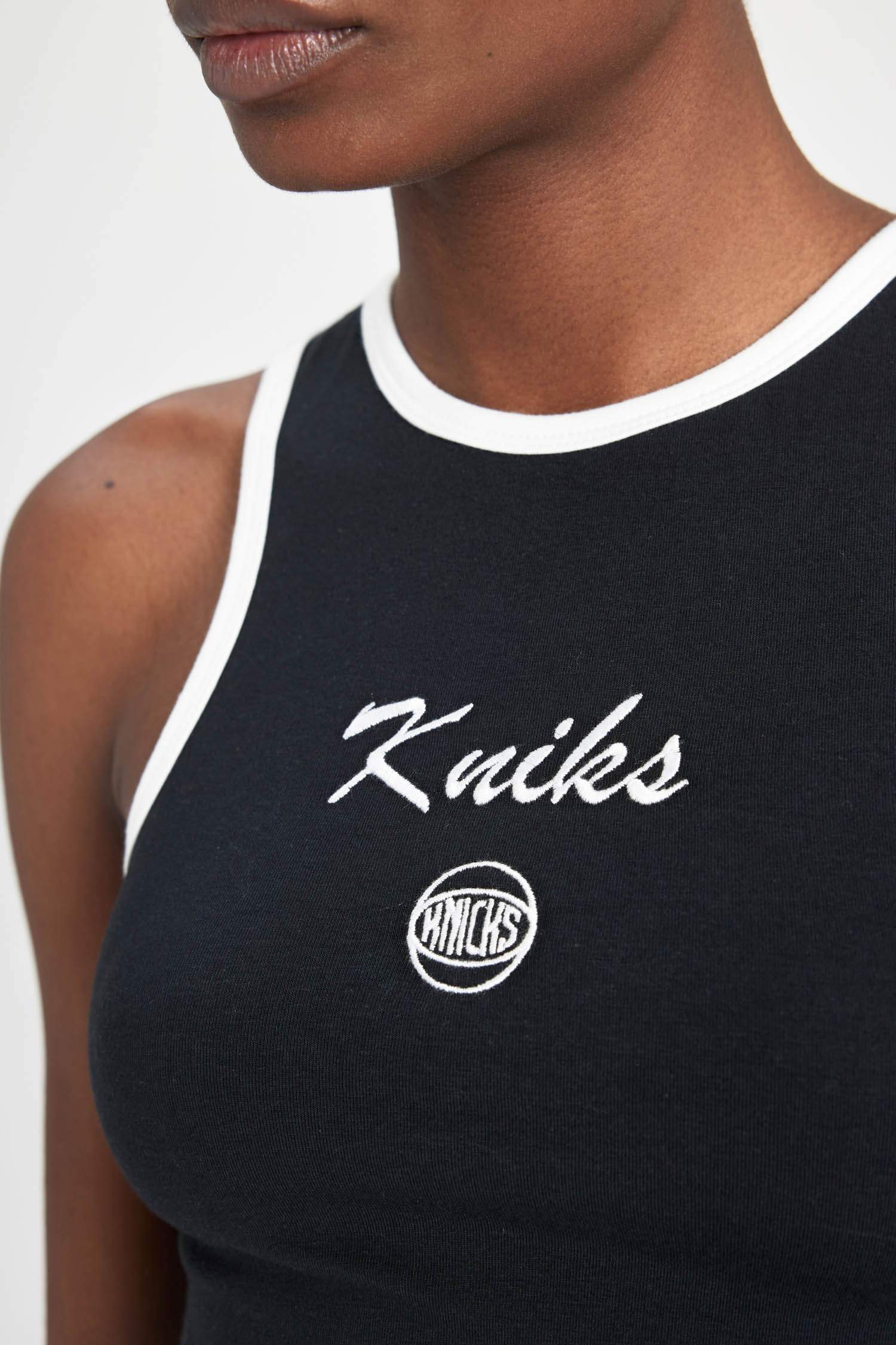 DeFactoFit NBA New York Knicks Crop Top
