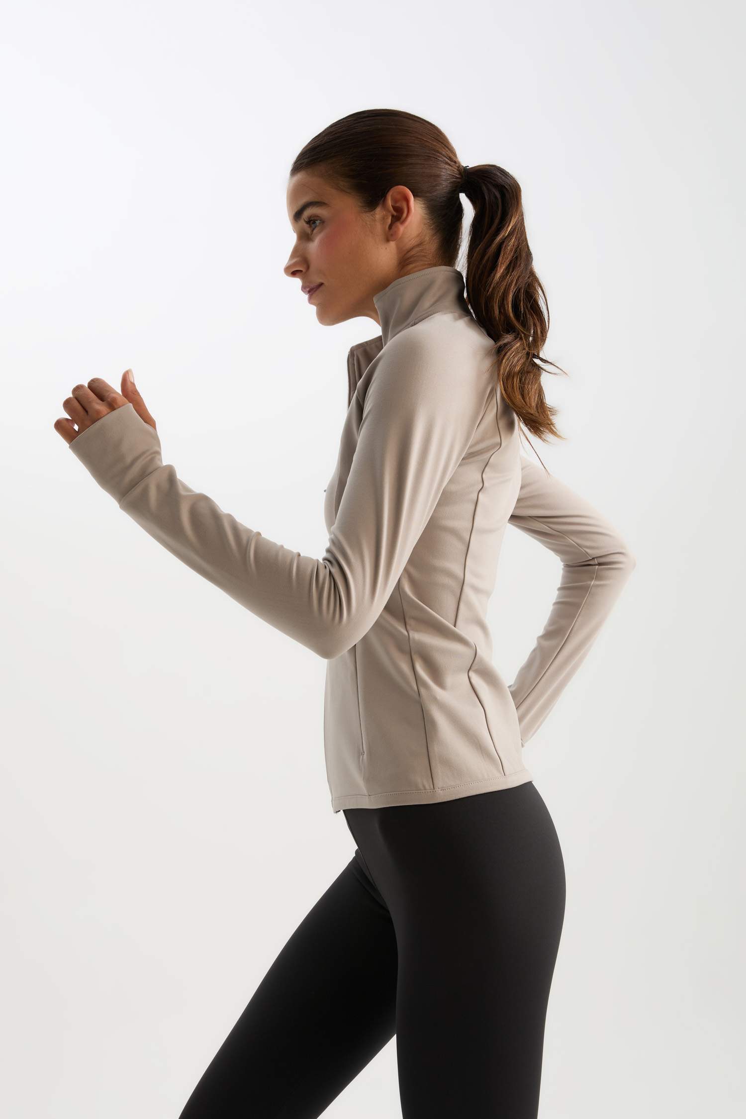 Fitted Dik Yaka Çift Cepli Fermuarlı Sporcu Hırka