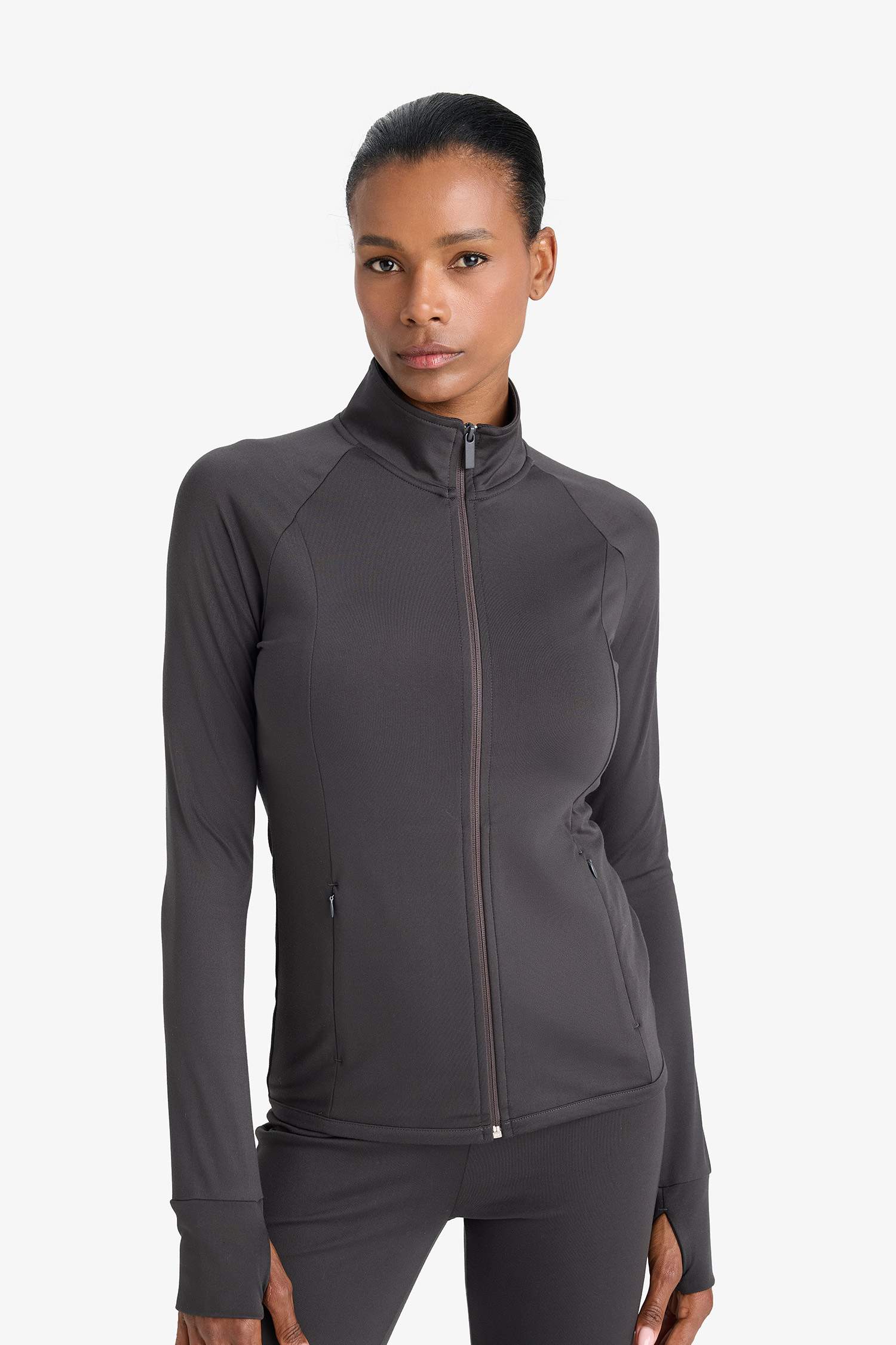 Fitted Dik Yaka Çift Cepli Fermuarlı Sporcu Hırka