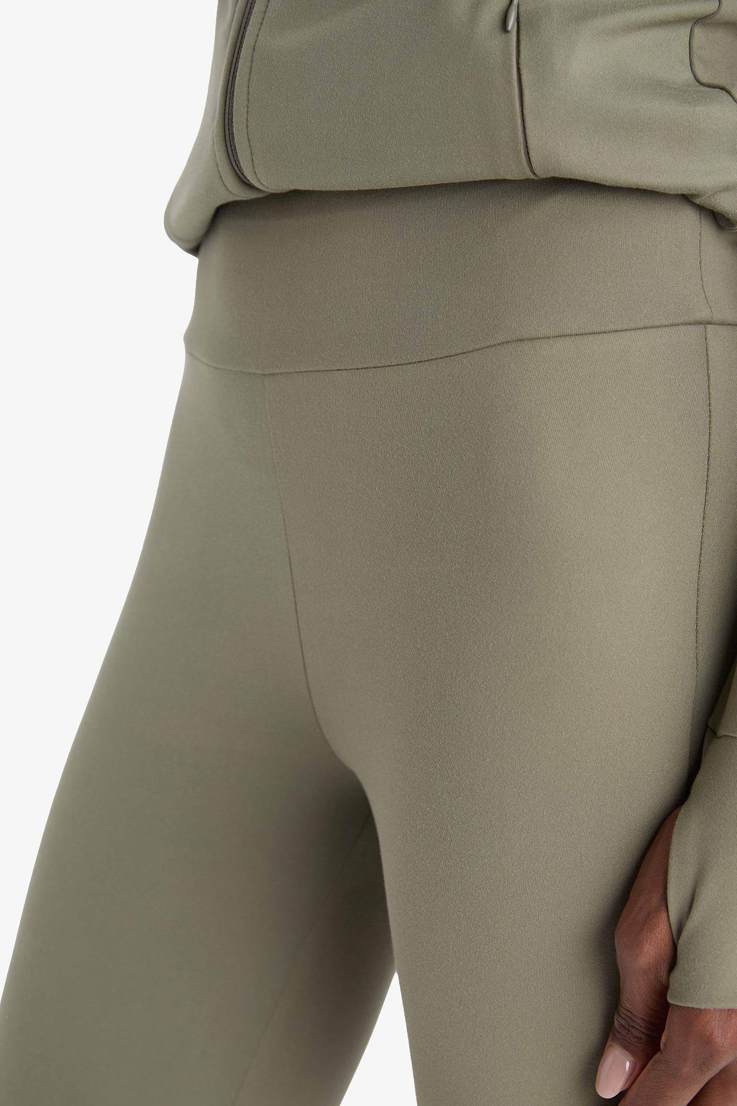 DeFactoFit Flare Fit Toparlayıcı Yüksek Bel İspanyol Paça Soft Touch Sporcu Pantolon