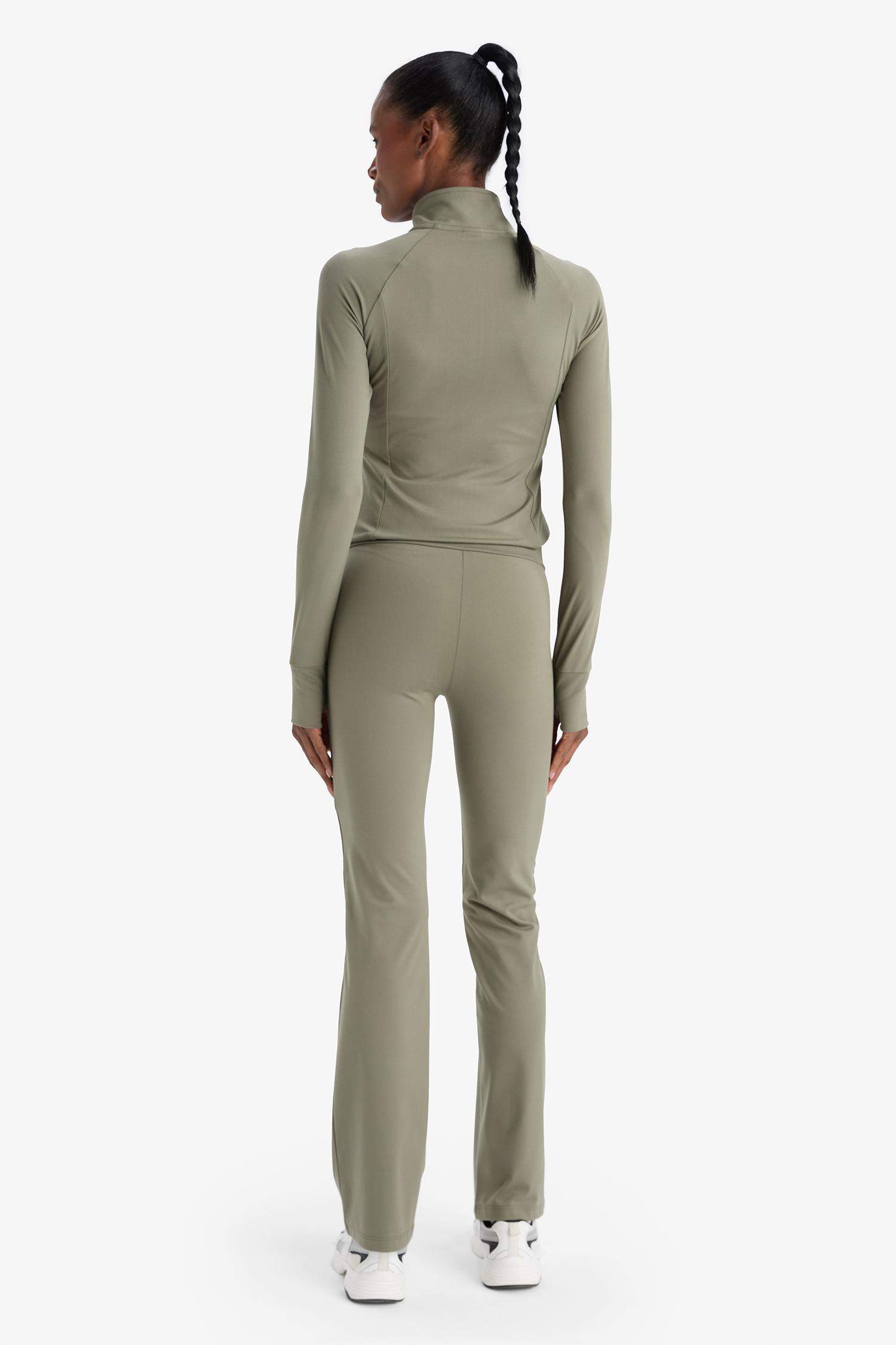 DeFactoFit Flare Fit Toparlayıcı Yüksek Bel İspanyol Paça Soft Touch Sporcu Pantolon