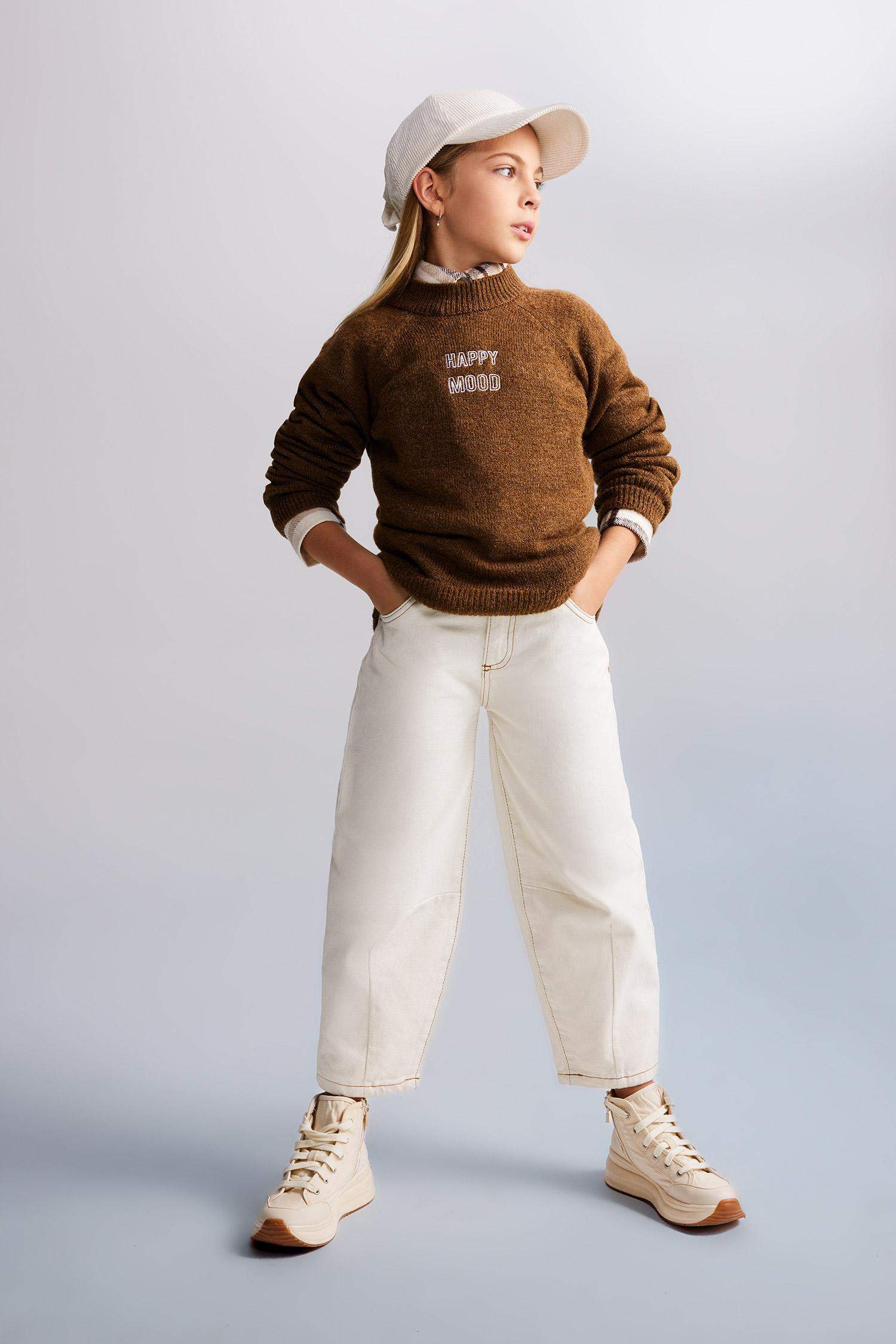 Kız Çocuk Loose Fit Yarım Balıkçı Yaka Triko Kazak