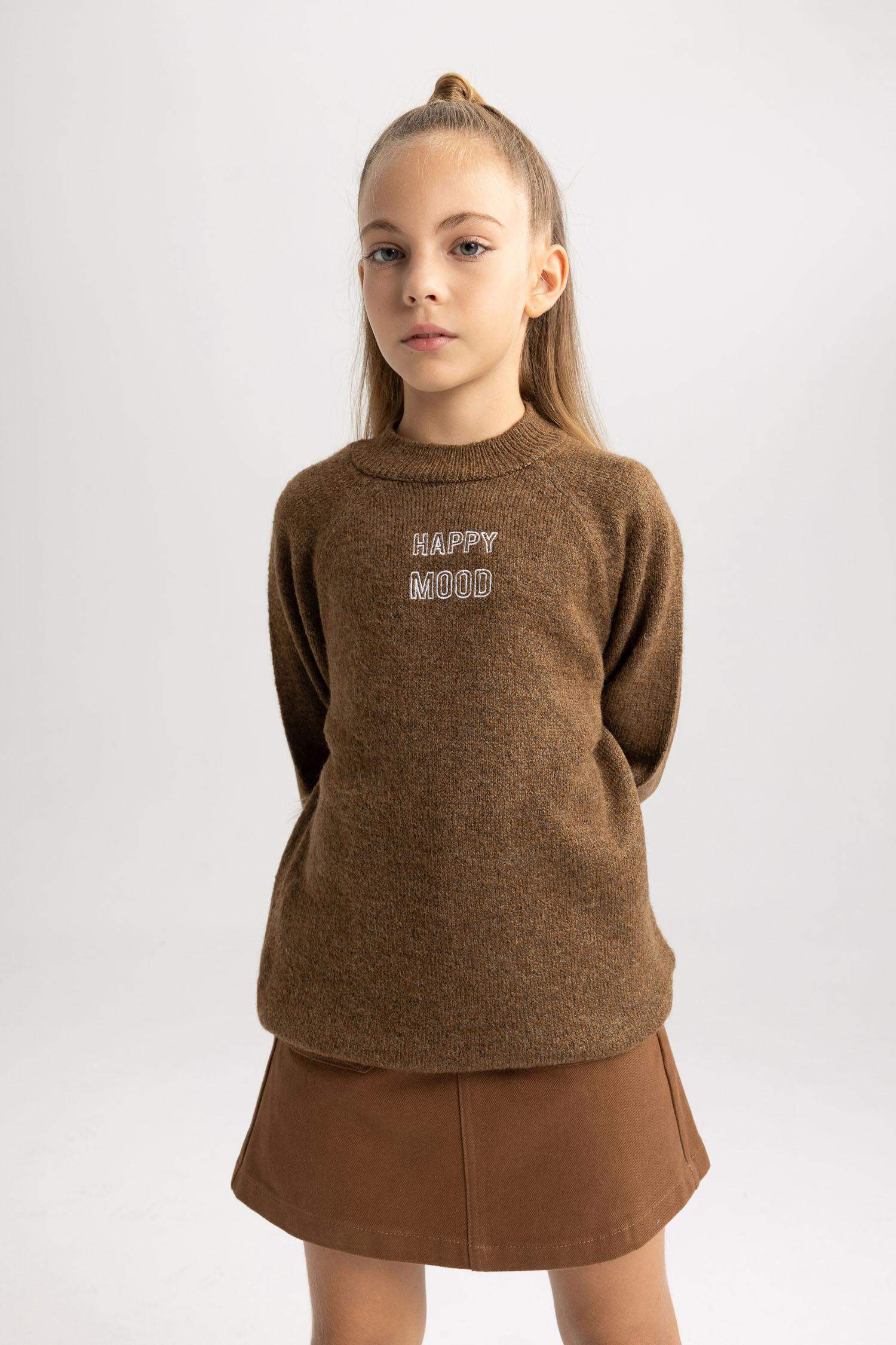 Kız Çocuk Loose Fit Yarım Balıkçı Yaka Triko Kazak