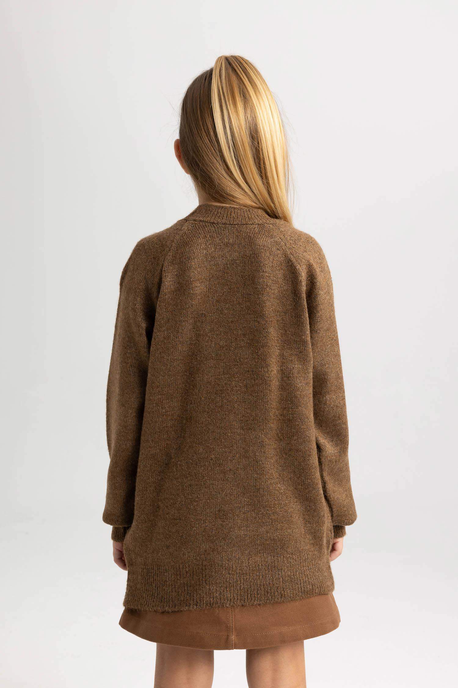 Kız Çocuk Loose Fit Yarım Balıkçı Yaka Triko Kazak