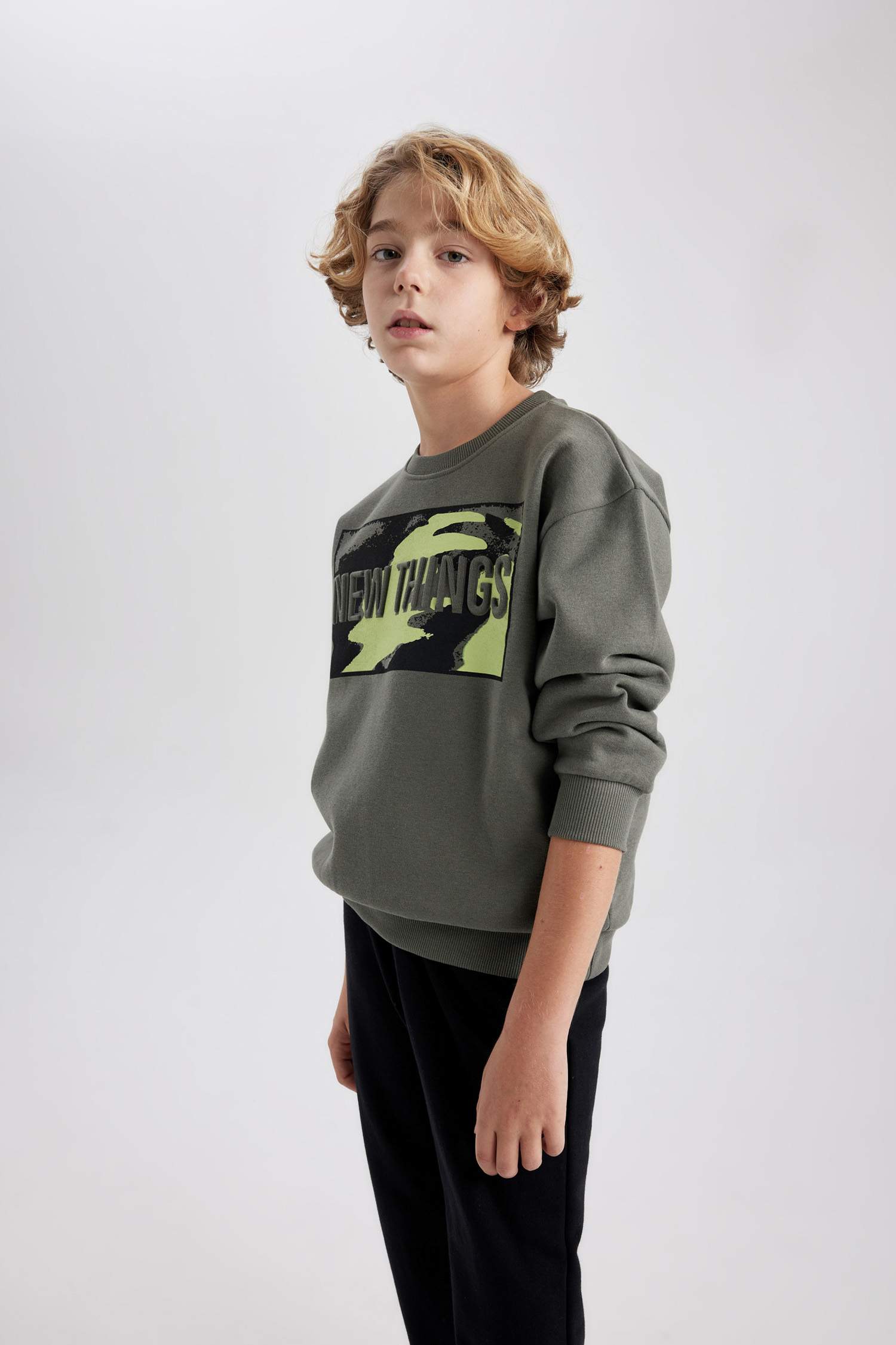 Ұлдарға үлкен пішім дөңгелек жаға Свитер