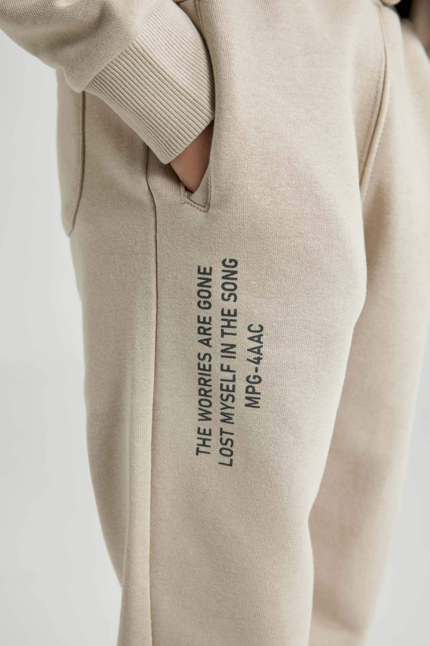 Boy Regular Fit Thick Sweatpants