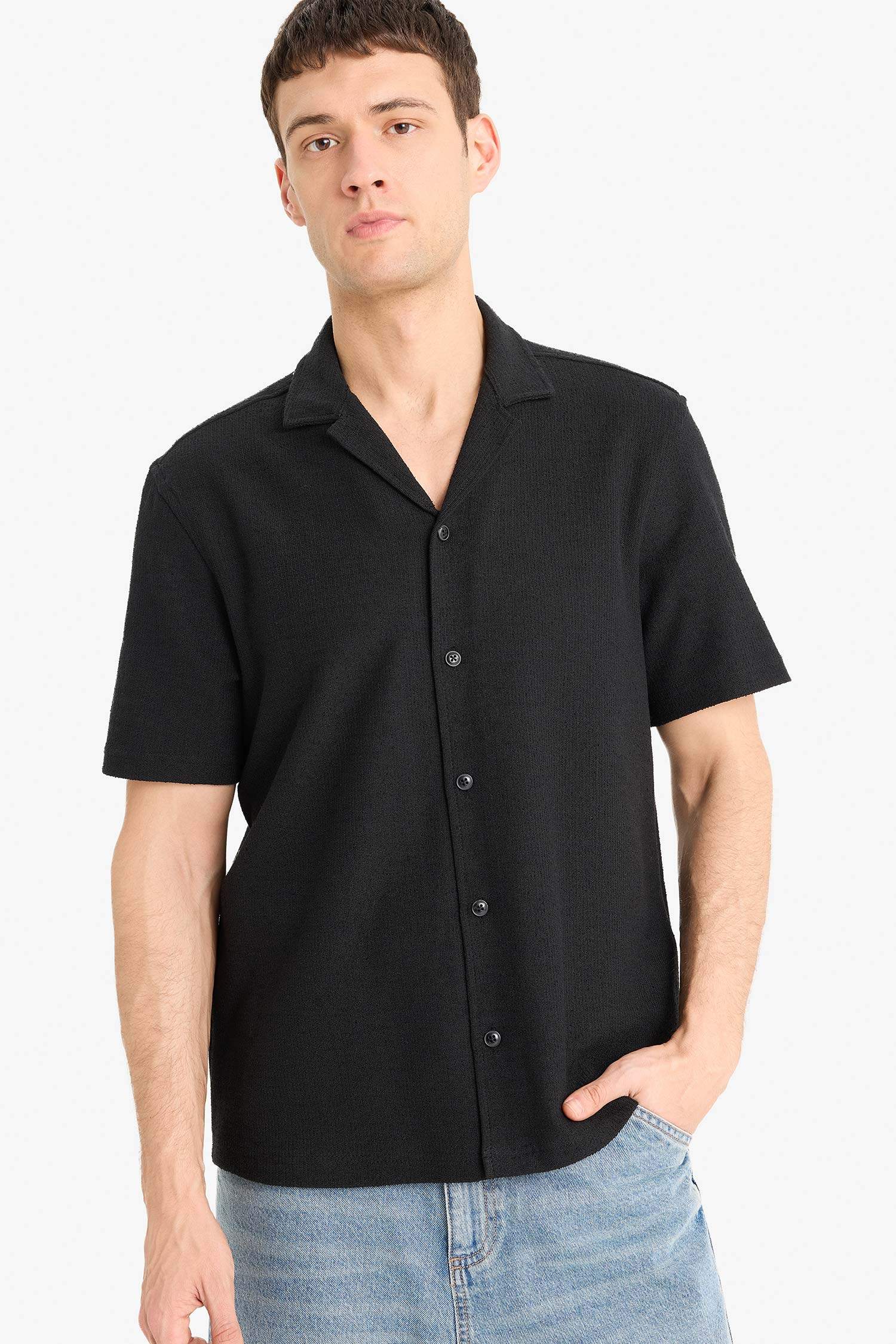 قميص نص كم قطن قصة مريحة بياقة عالية