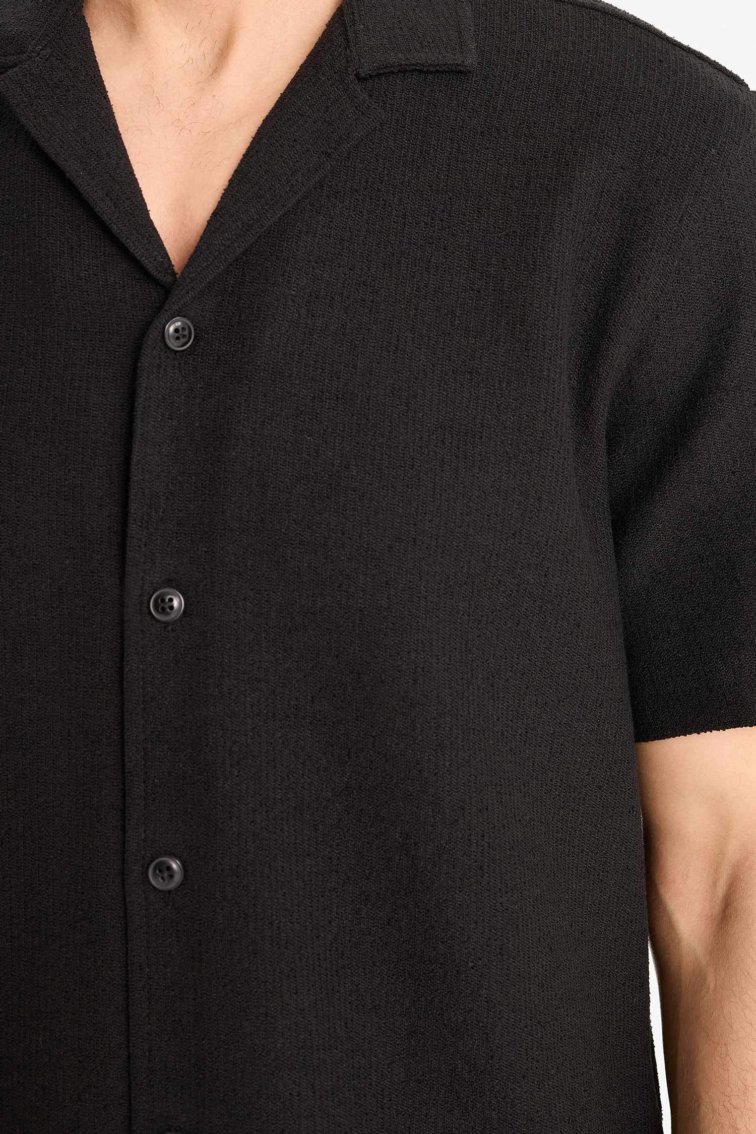 قميص نص كم قطن قصة مريحة بياقة عالية