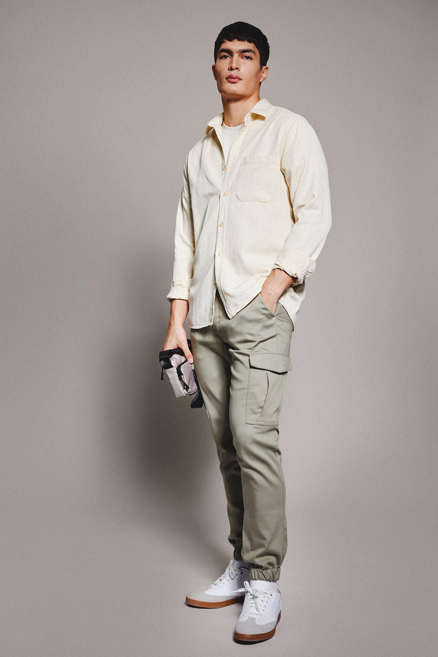 قميص بولو ردن طويل قصة عادية