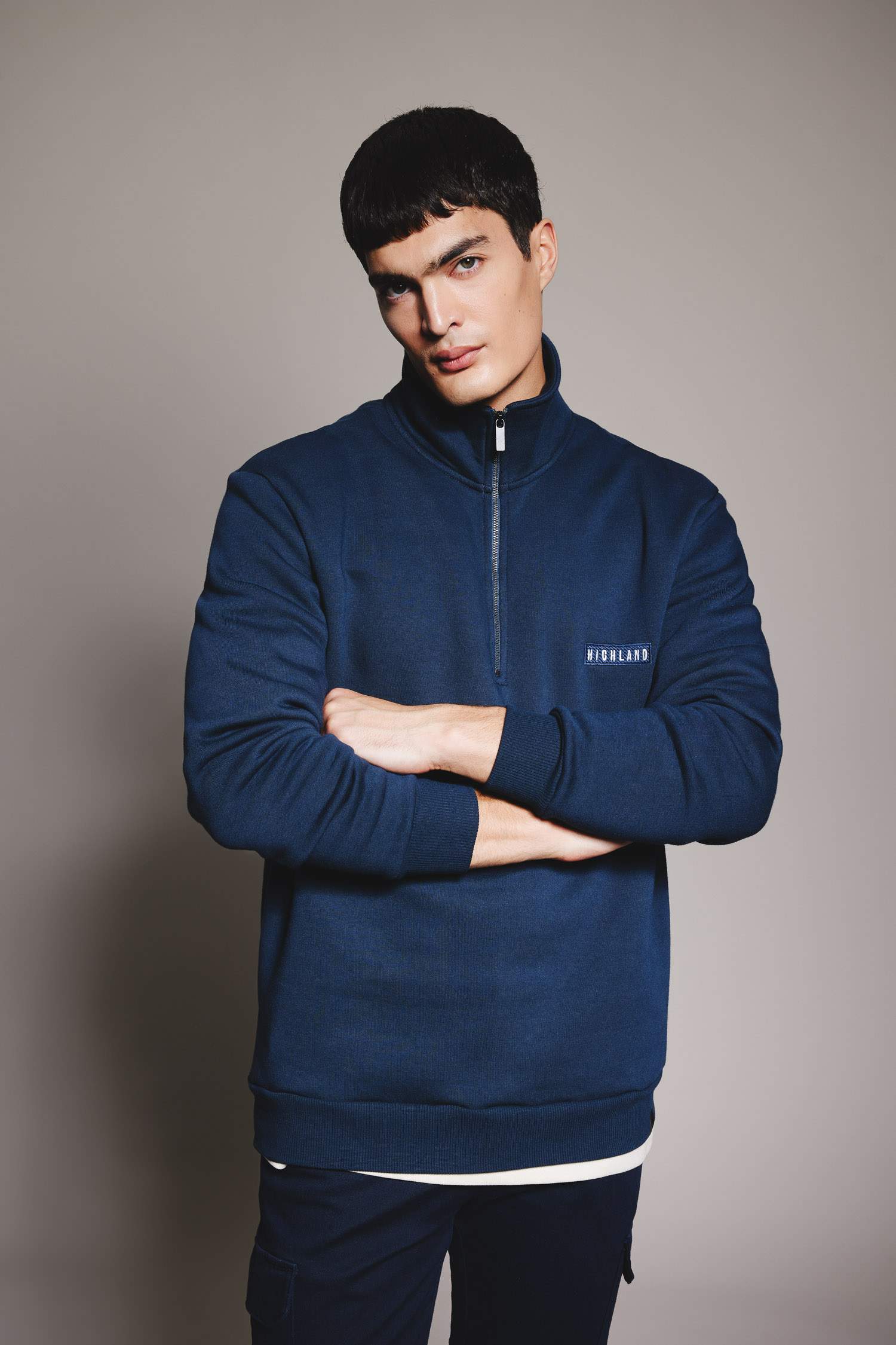 Navy Man Regular Fit Zipper Sweatshirt 3054143 | DeFacto