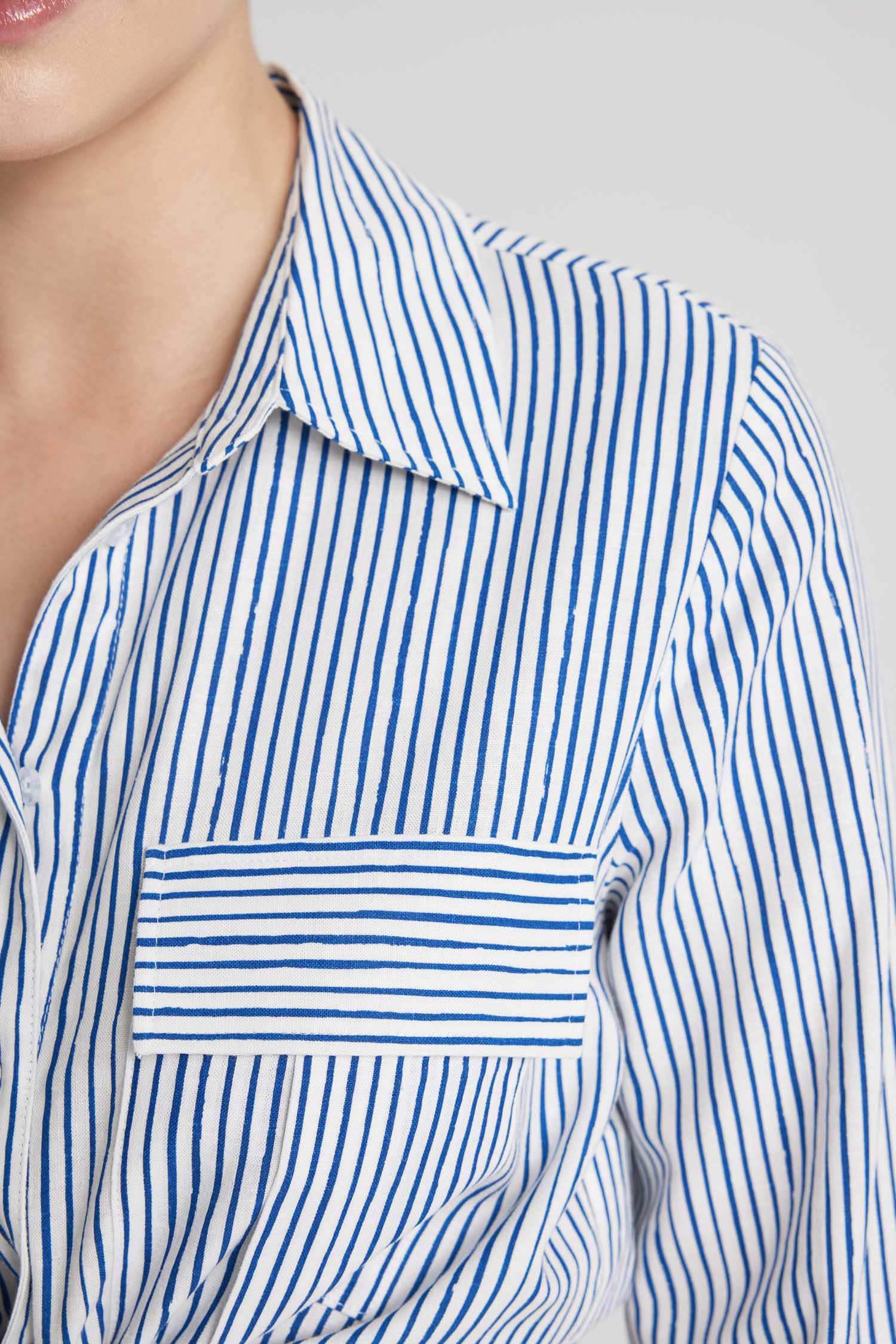 قميص كروب كم طويل ممزوج بالكتان