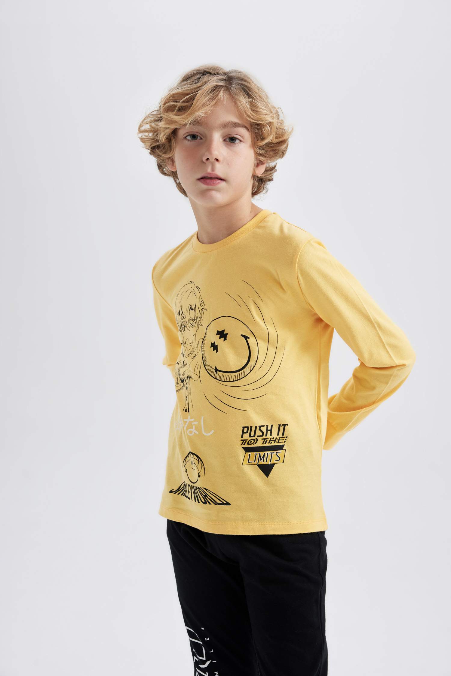 2 piece Regular Fit Smiley Licence Knitted Pyjamas