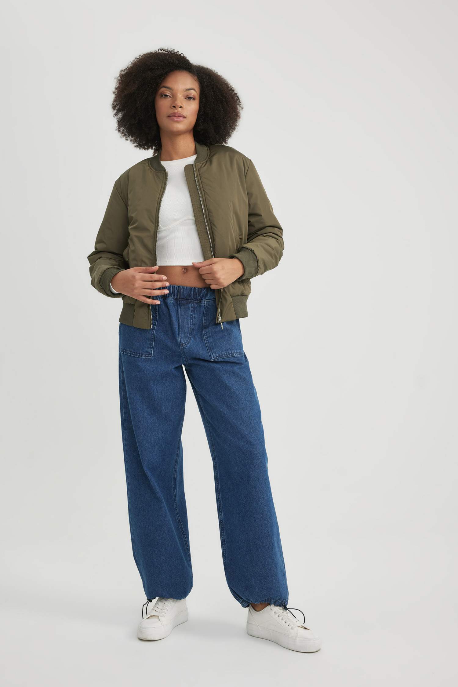 جاكيت بومبر قصة عادية وتر برووف