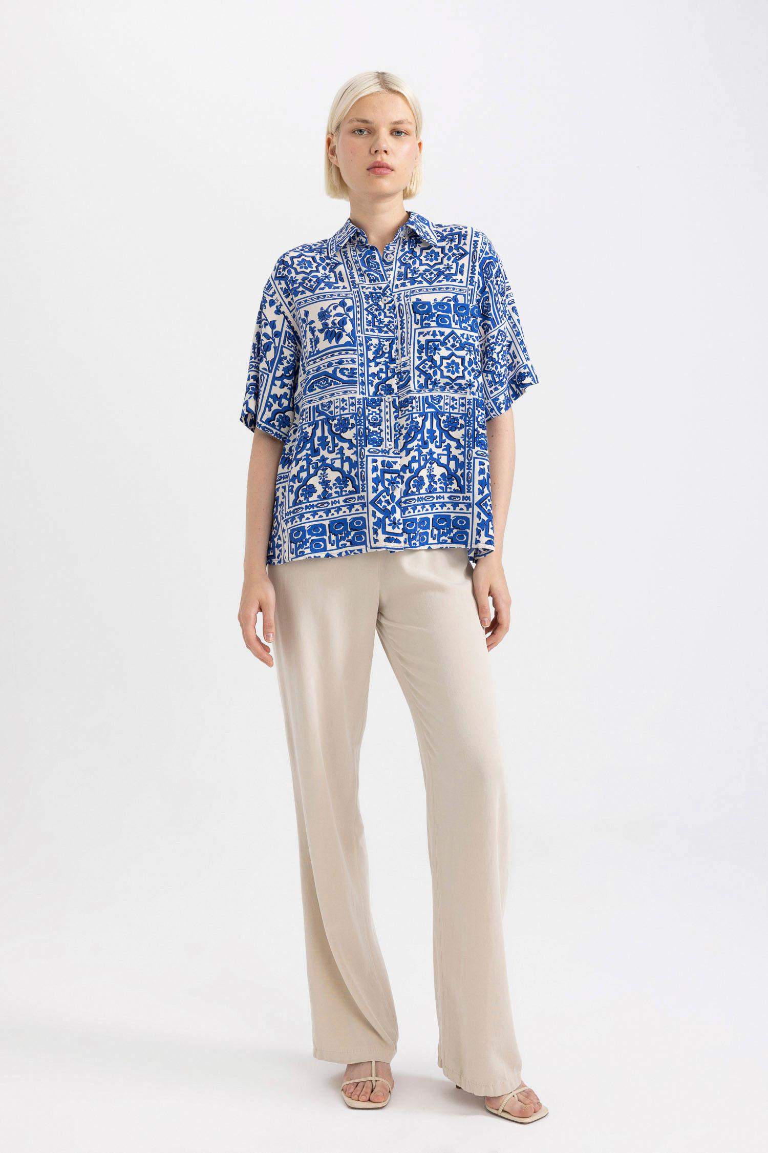 Брюки прямого кроя с высокой талией