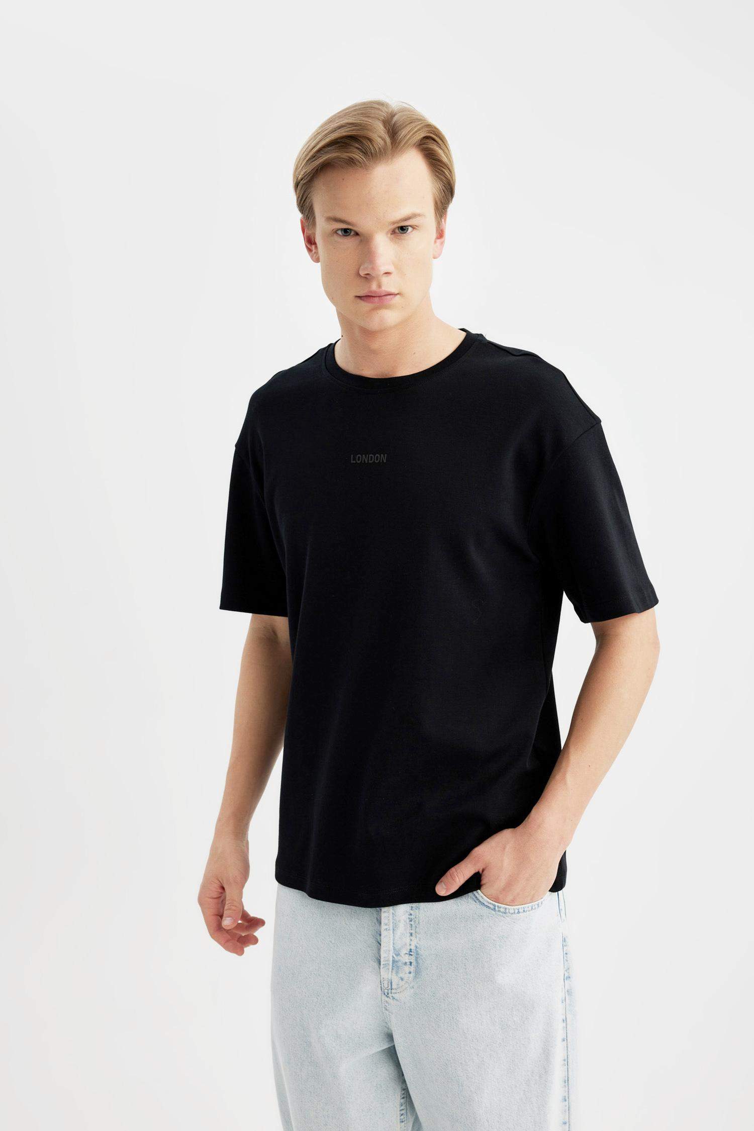 Comfort Fit Crew Neck Printed T-Shirt