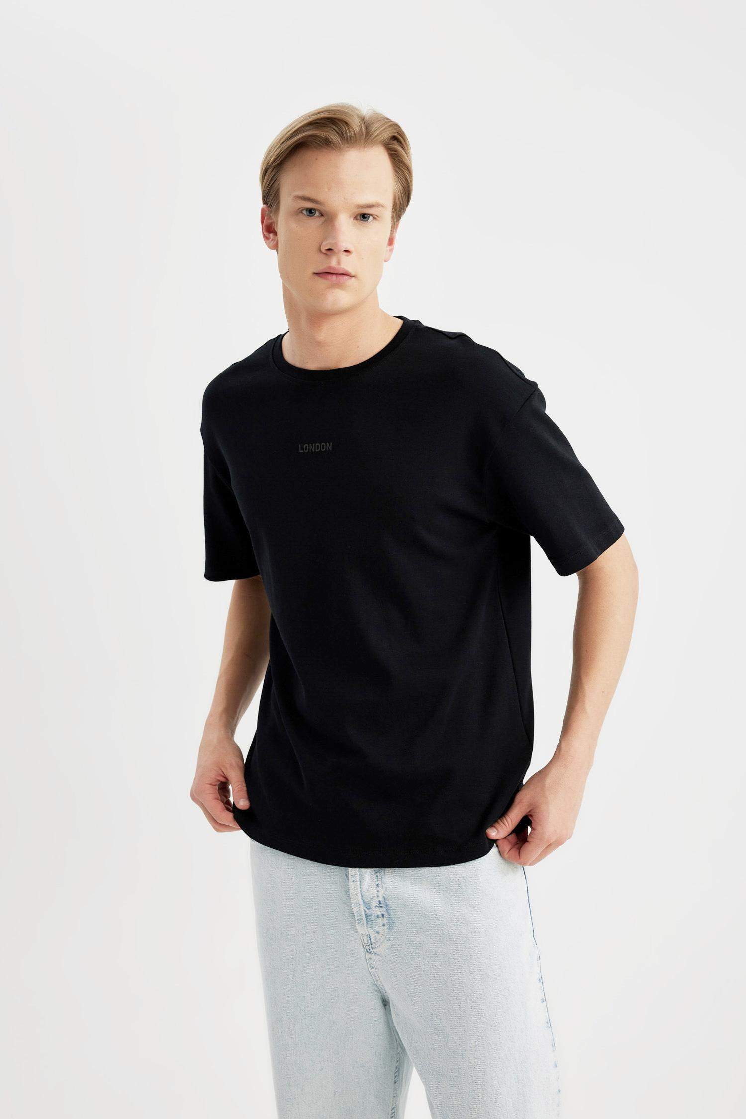 Comfort Fit Crew Neck Printed T-Shirt