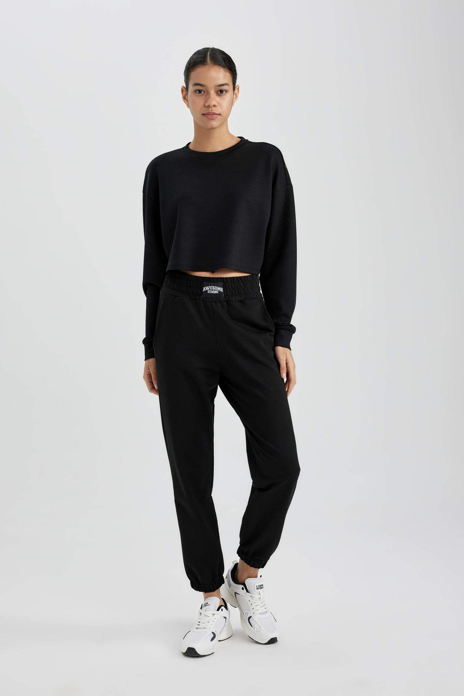 سويت شيرت رياضي كروب من DeFactoFit