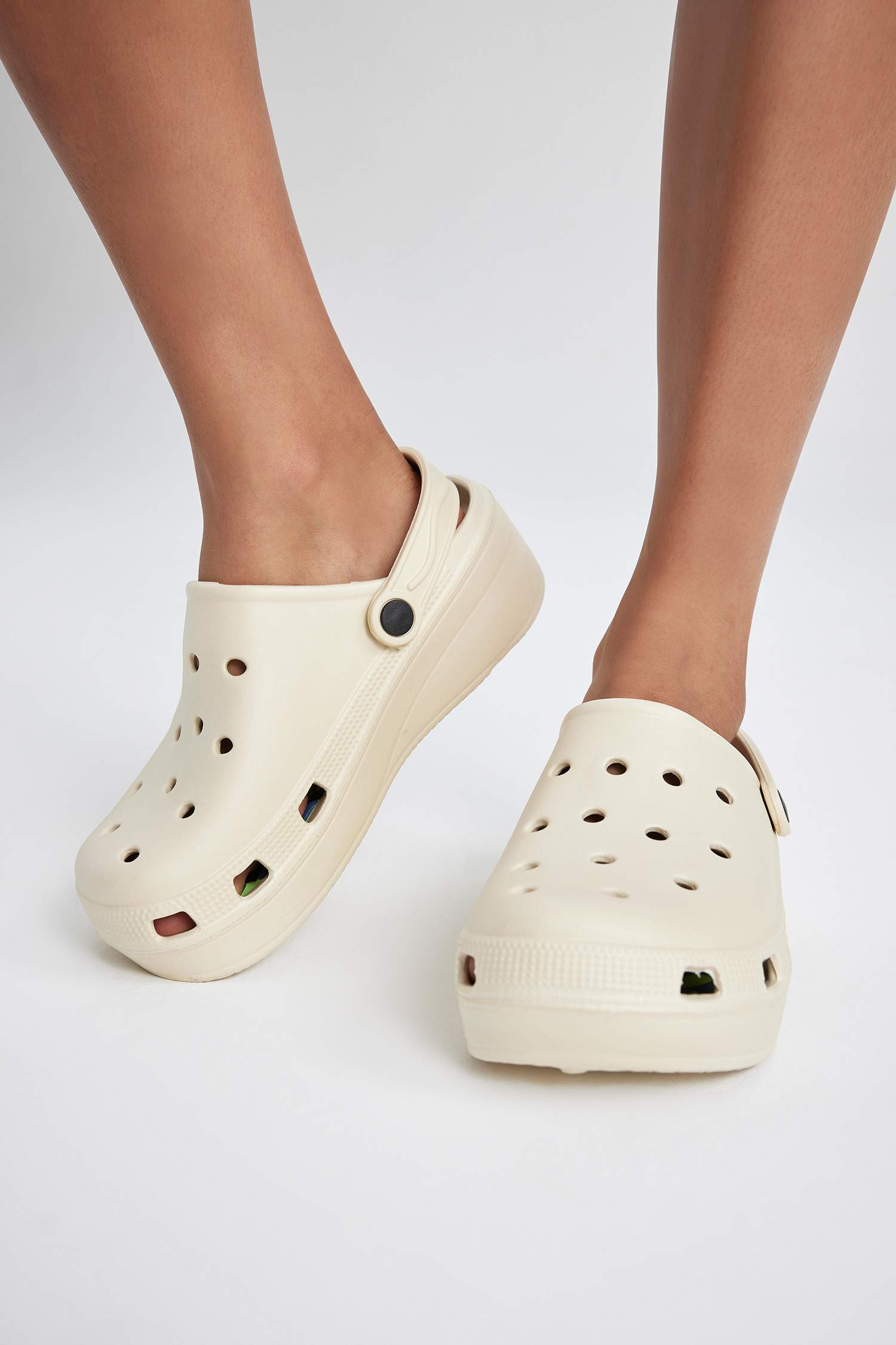 شبشب بكعب مسطح