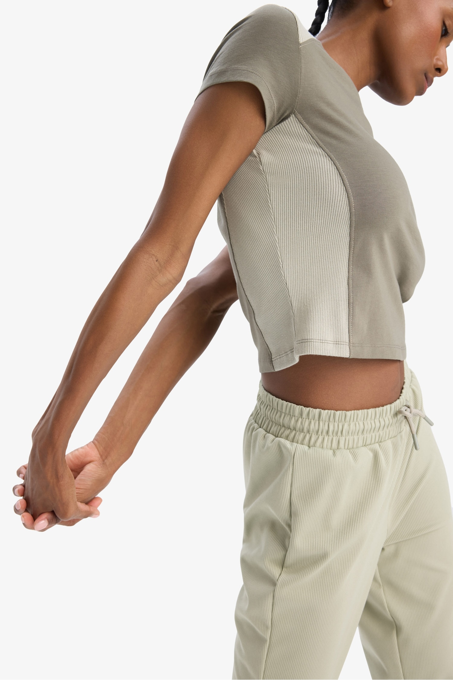 DeFactoFit Standart Fit Bisiklet Yaka Sporcu Kısa Kollu Tişört