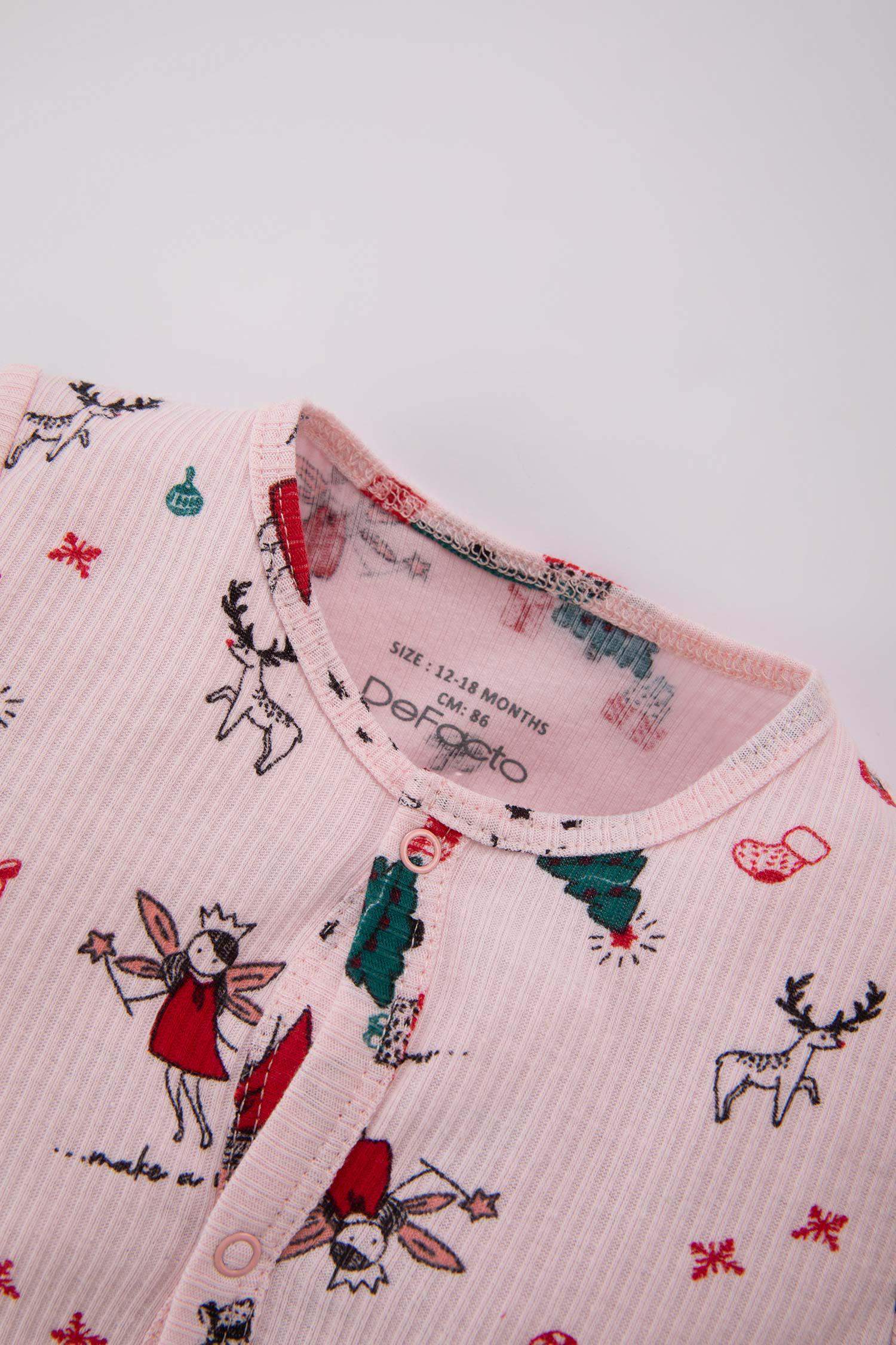 أوفر بناتي حديثي الولادة مضلع بطبعة كريسمس