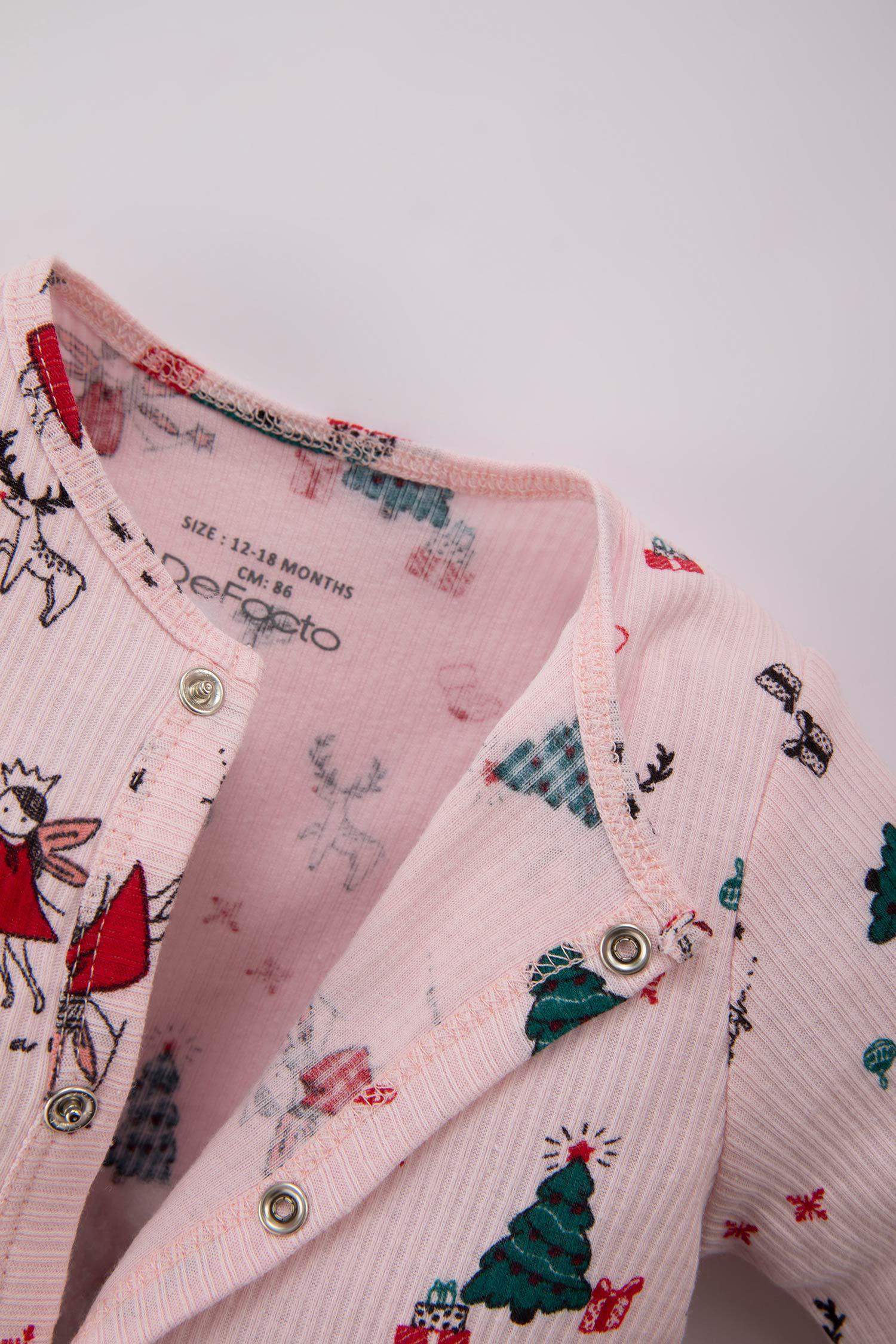 أوفر بناتي حديثي الولادة مضلع بطبعة كريسمس