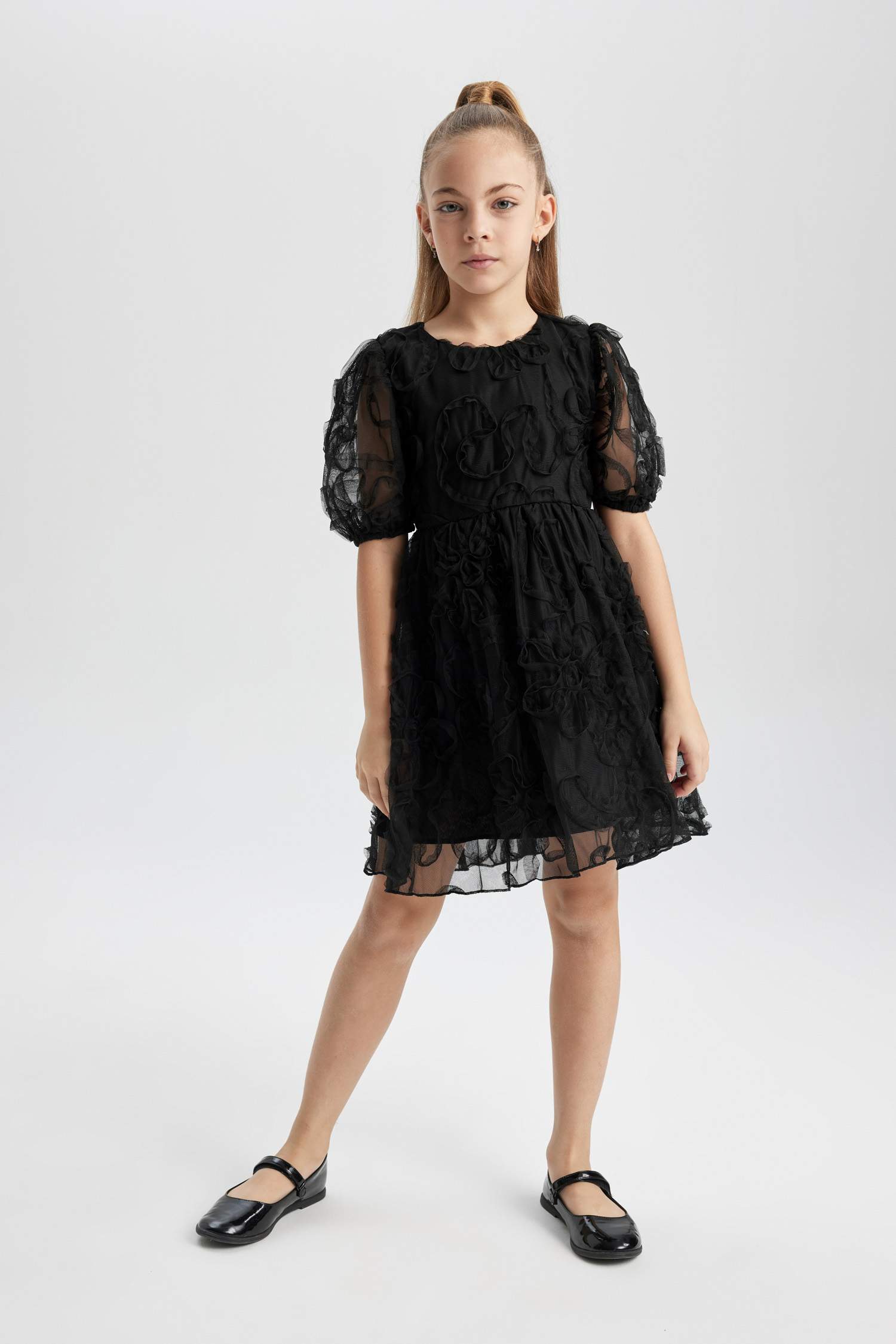 فستان تول بناتي نص ردن قصة عادية