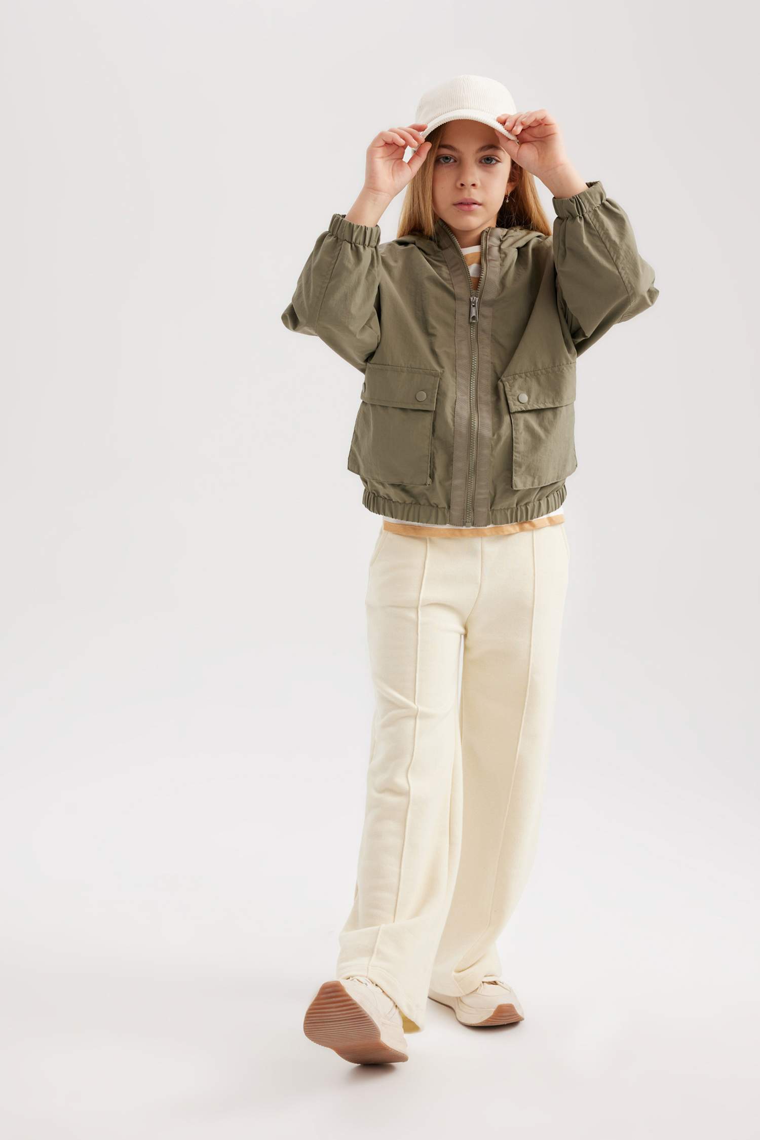 Kız Çocuk Su Geçirmez Kapüşonlu Yağmurluk