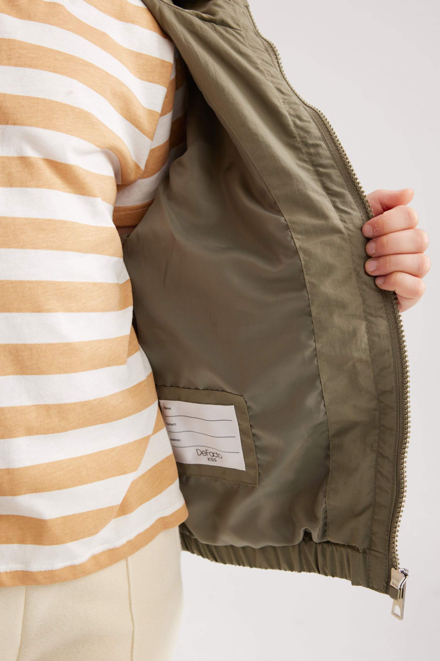 Kız Çocuk Su Geçirmez Kapüşonlu Yağmurluk