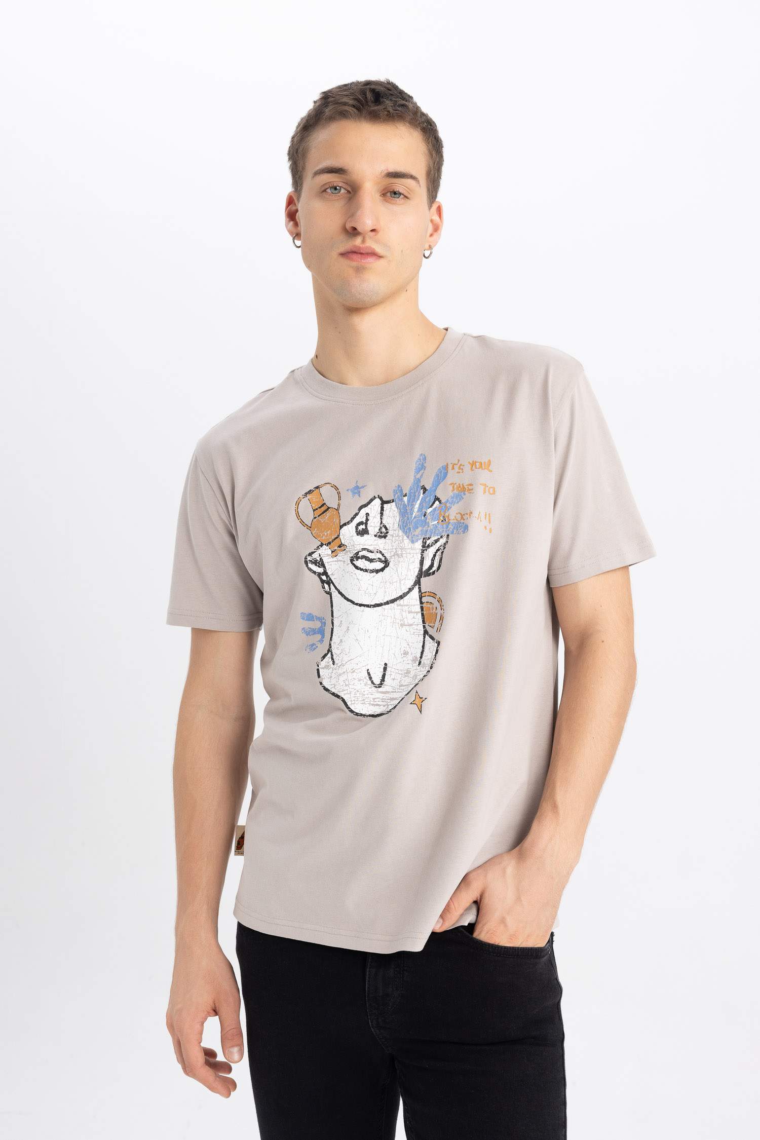 تيشيرت قصة عادية جيرسي برقبة مستديرة