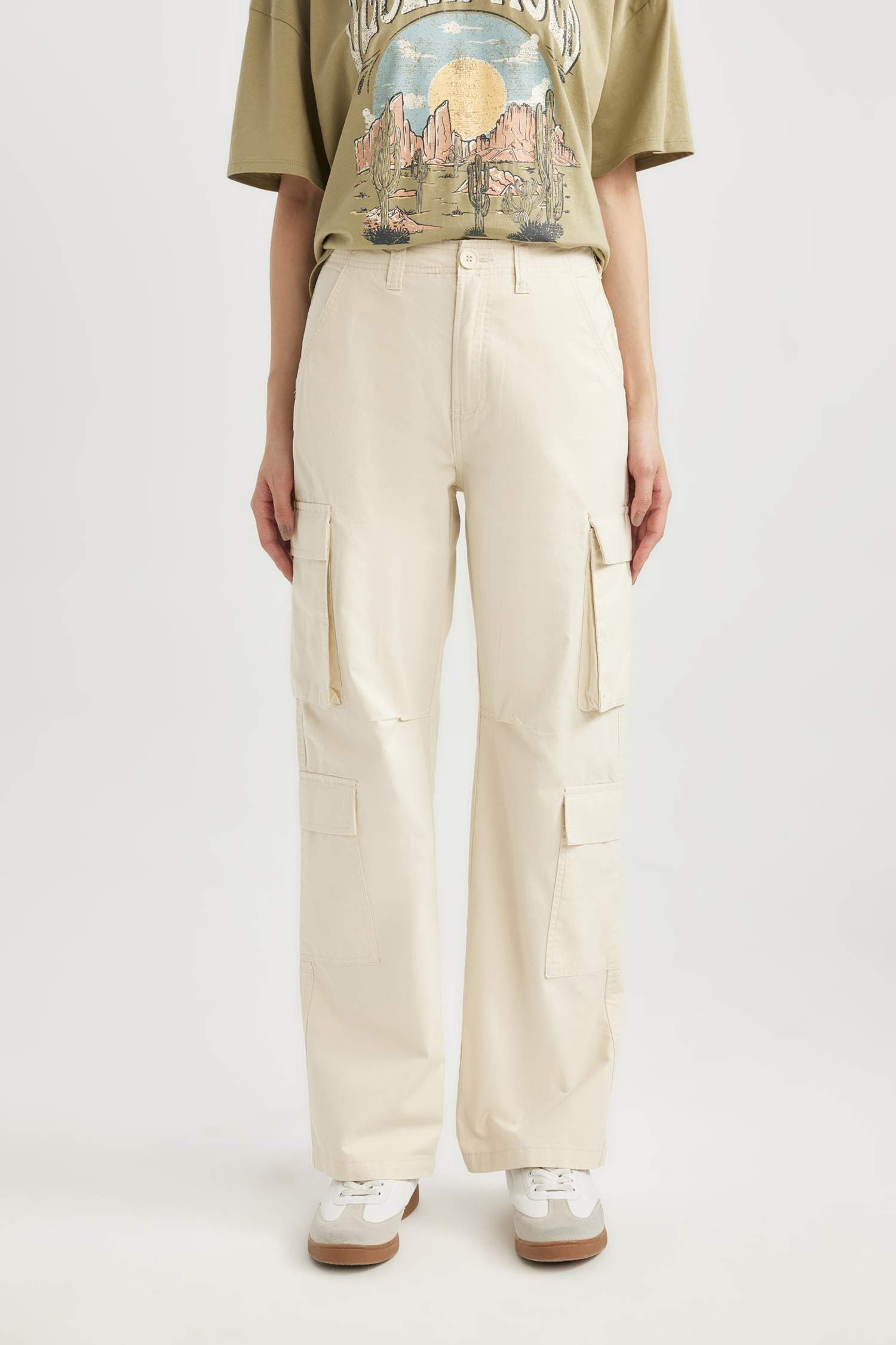 Брюки карго прямого кроя из габардина