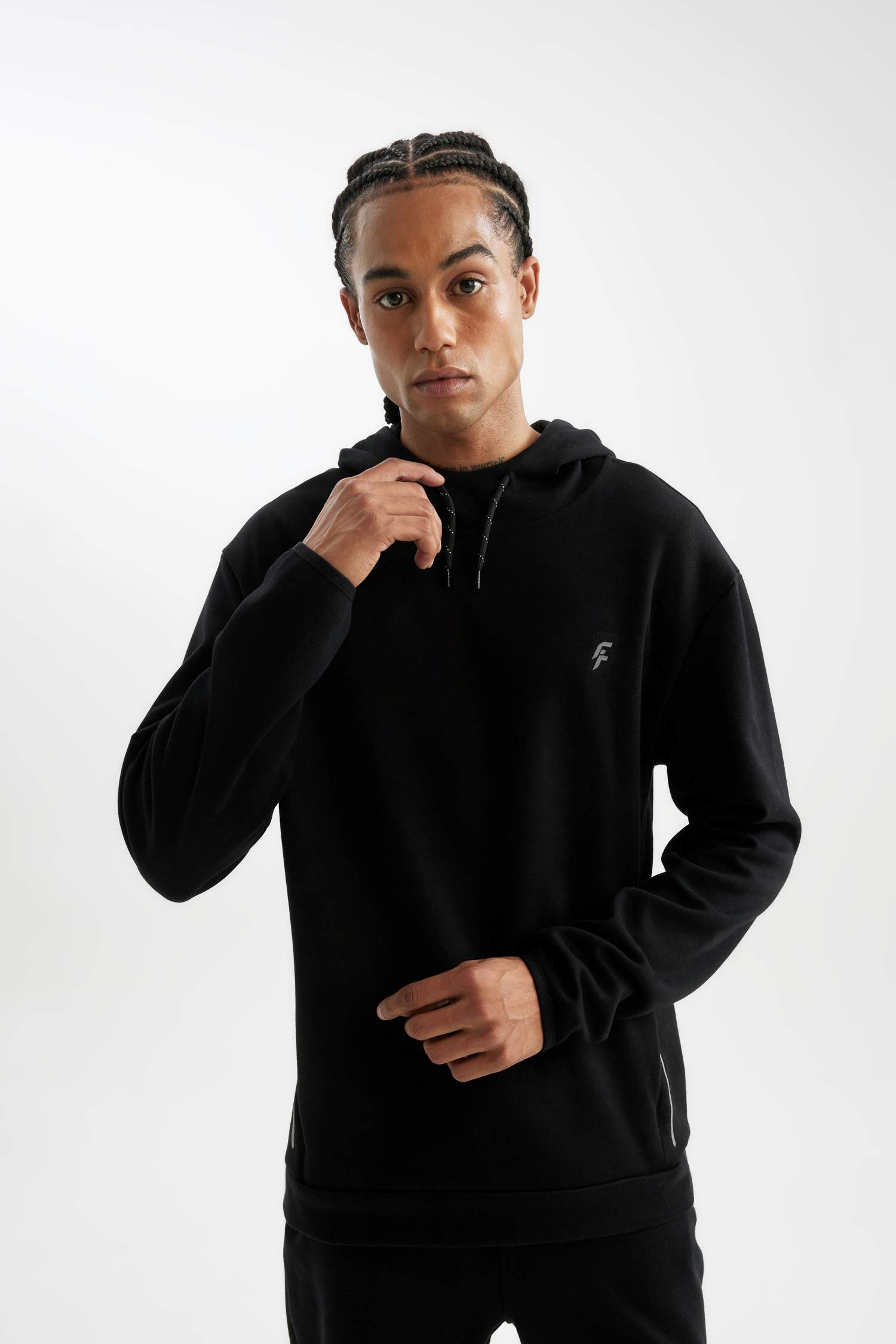 سويت شيرت قصة عادية بغطاء للرأس من DeFactoFit