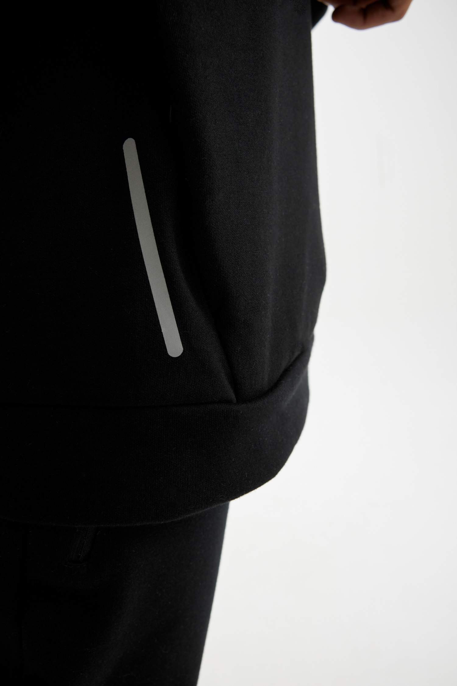 سويت شيرت قصة عادية بغطاء للرأس من DeFactoFit