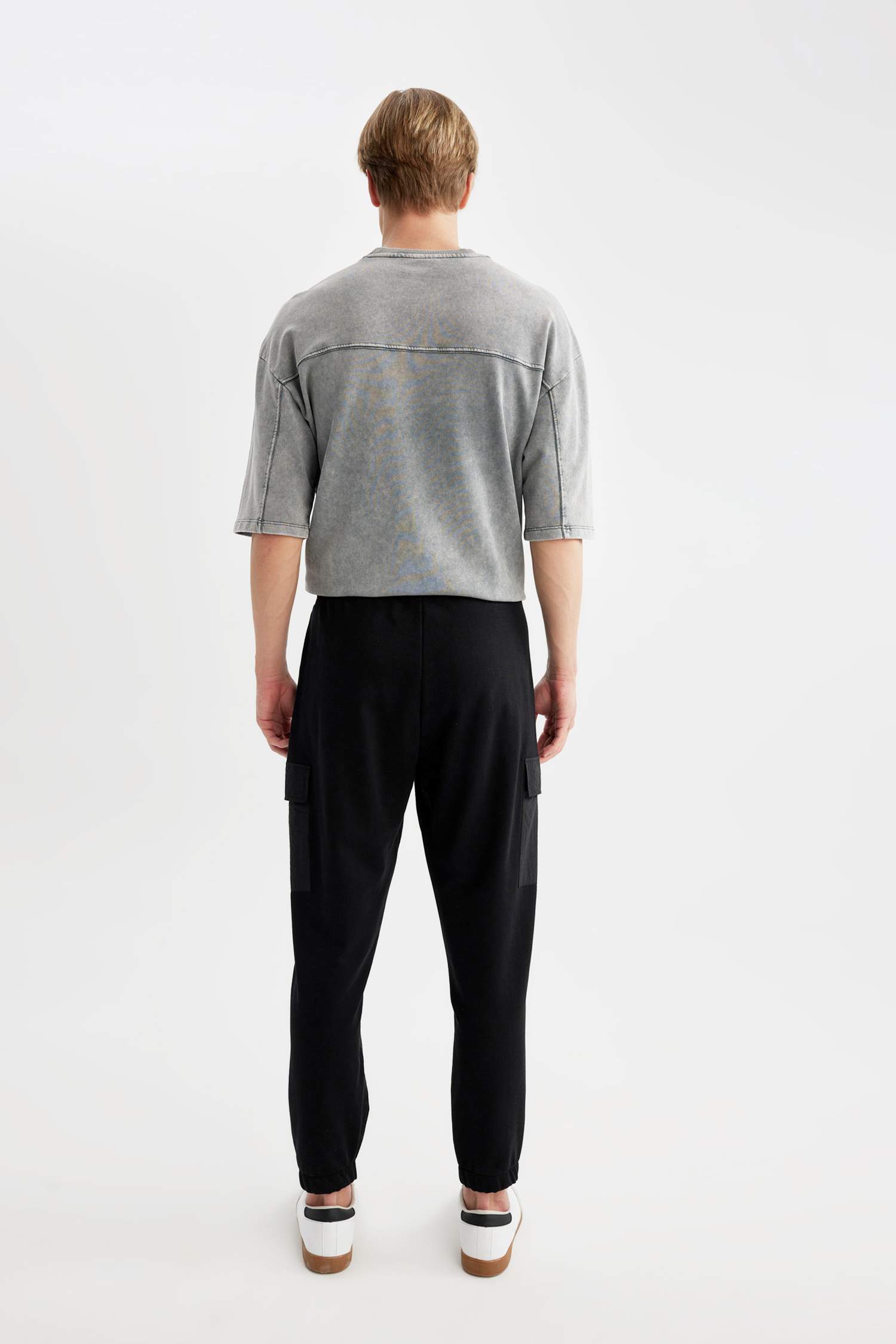 Regular Fit With Cargo Pocket Thin Sweatshirt Fabric Trousers