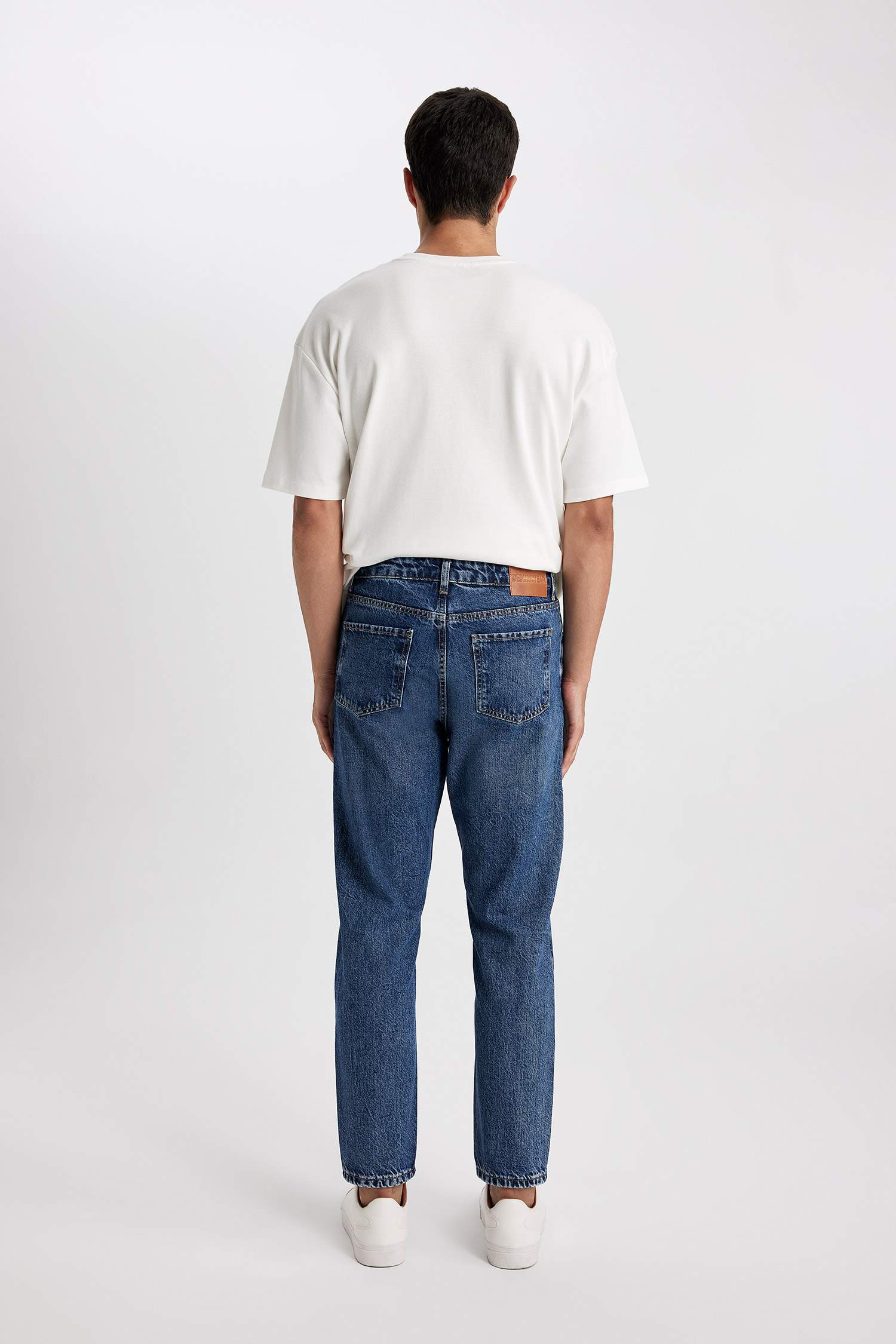90’S Slim Fit Denim Trousers